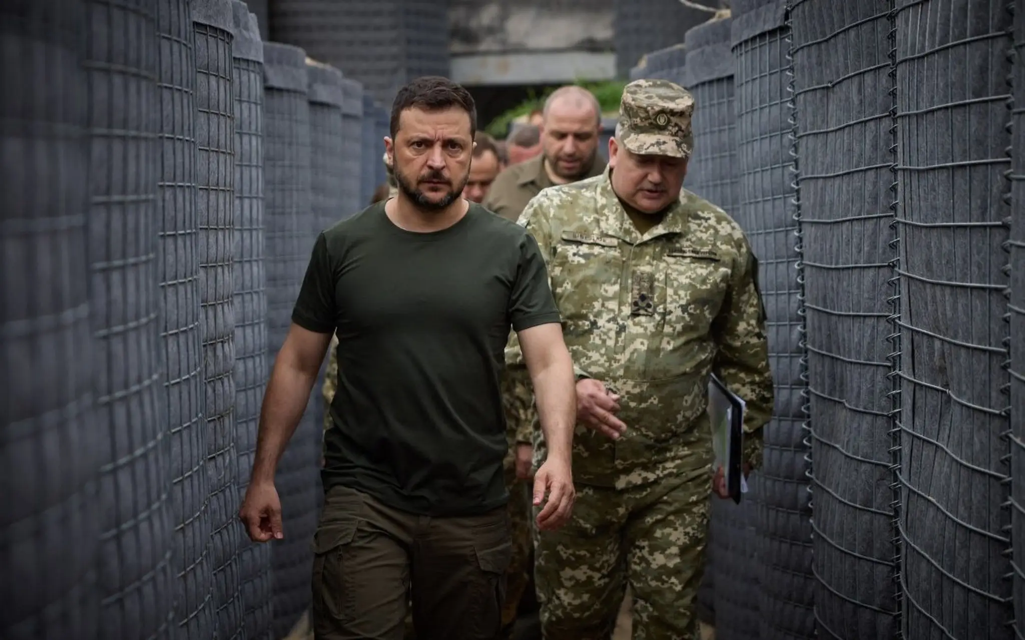 Ukrajinský prezident Volodymyr Zelenskyj prichádza na koordinačnú poradu s bezpečnostnými složkami.