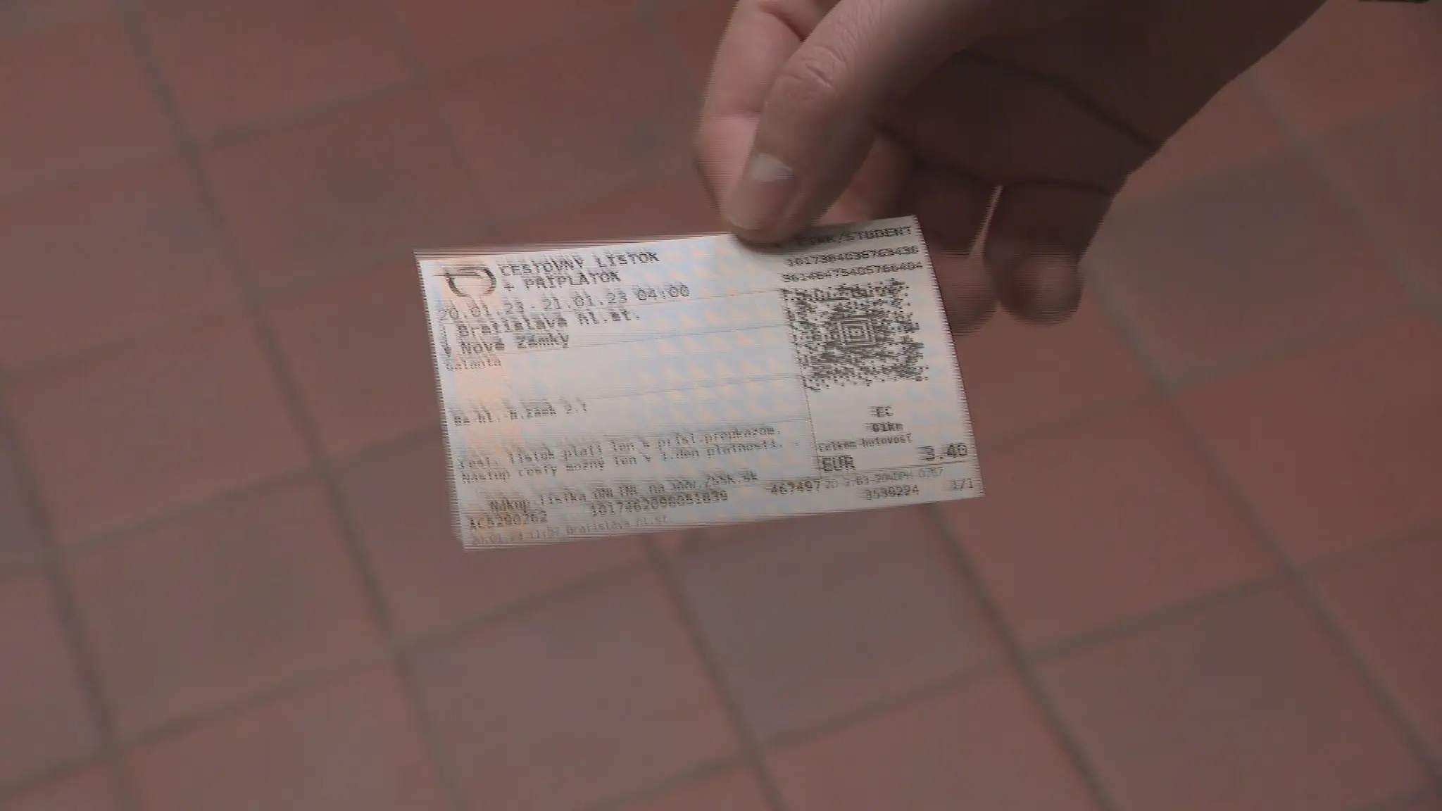 Lístok na vlak.