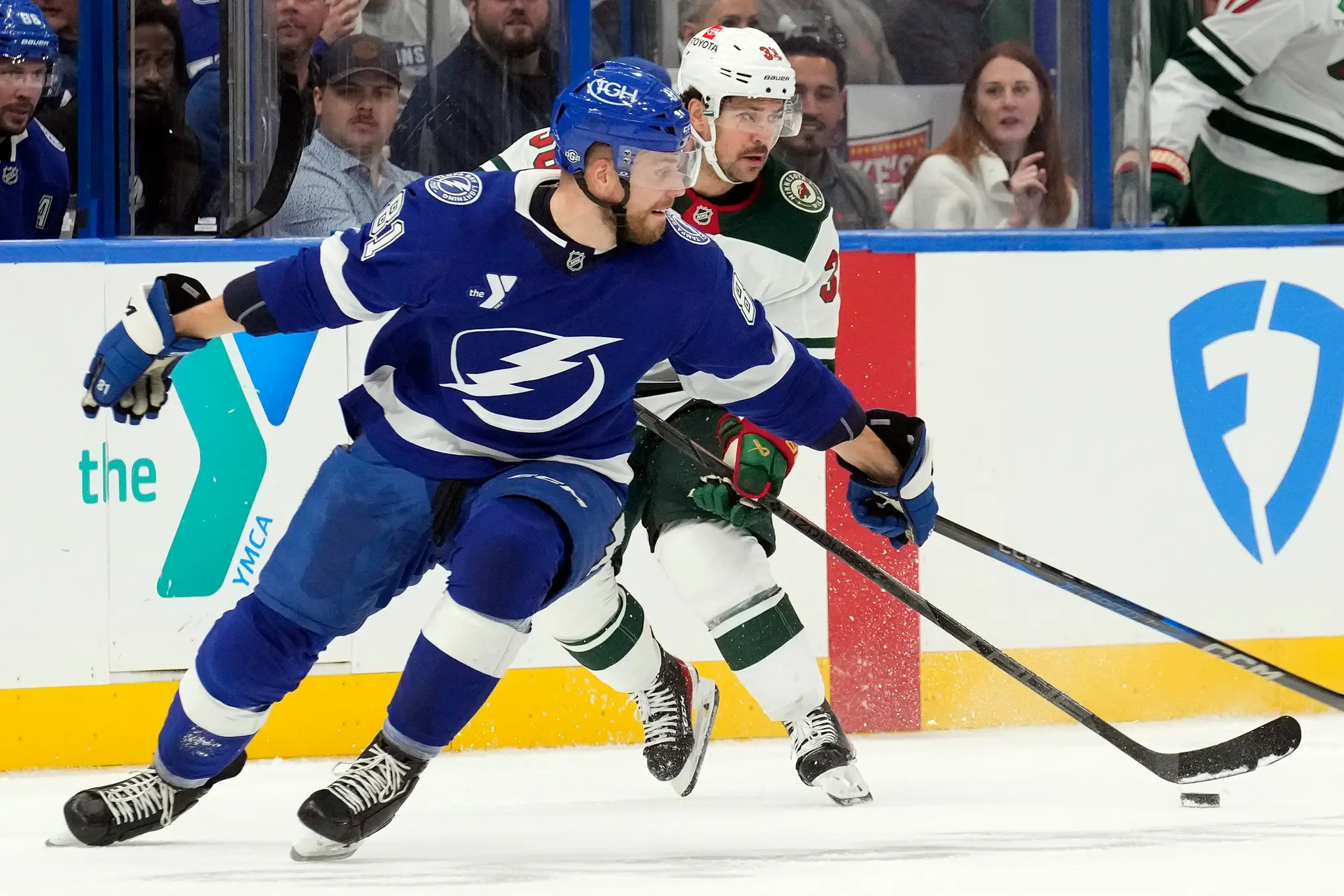Erik Černák si v drese tímu NHL Tampa Bay Lightning pripísal tretiu asistenciu v sezóne.