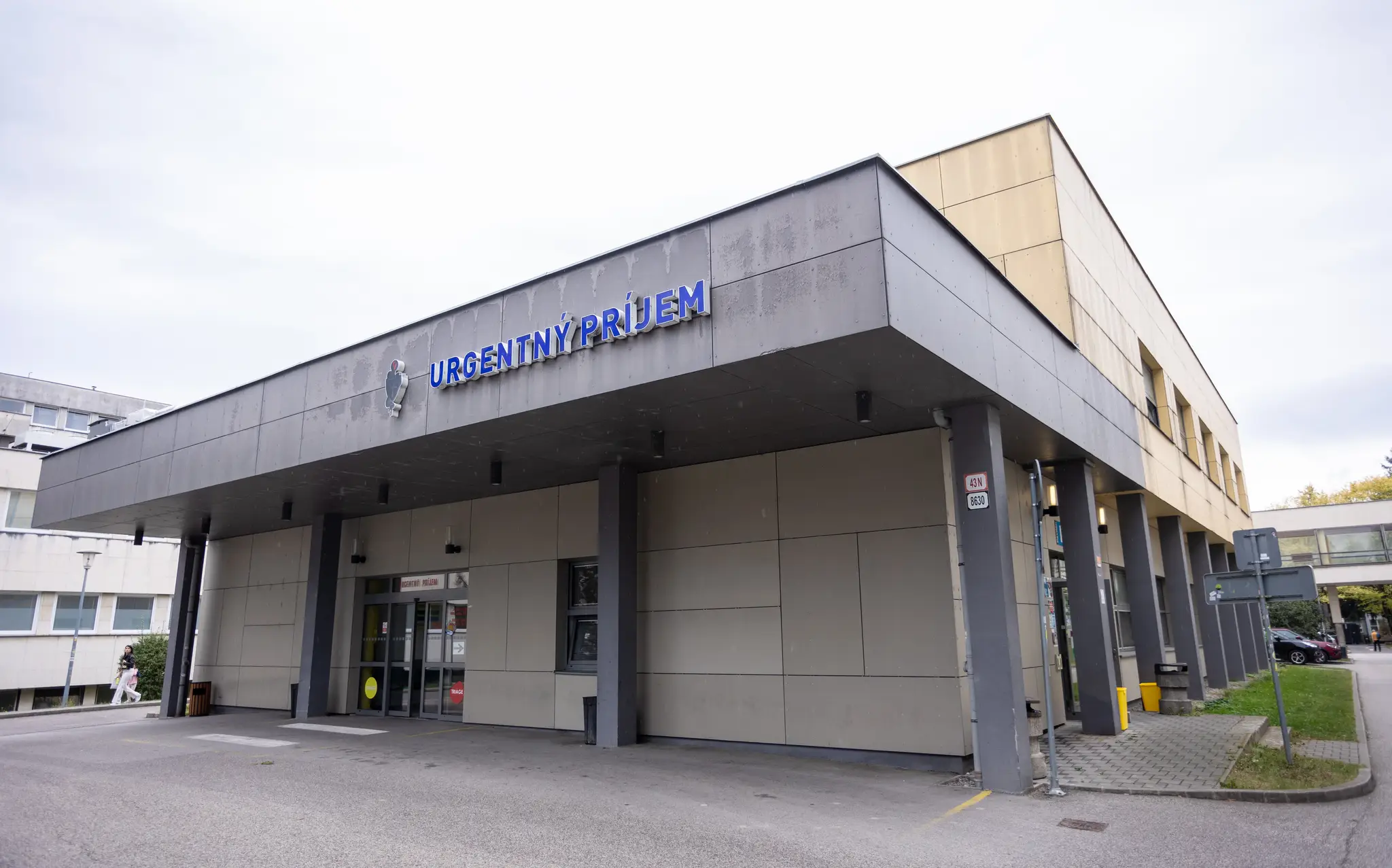 Fakultná nemocnica s poliklinikou v Žiline.
