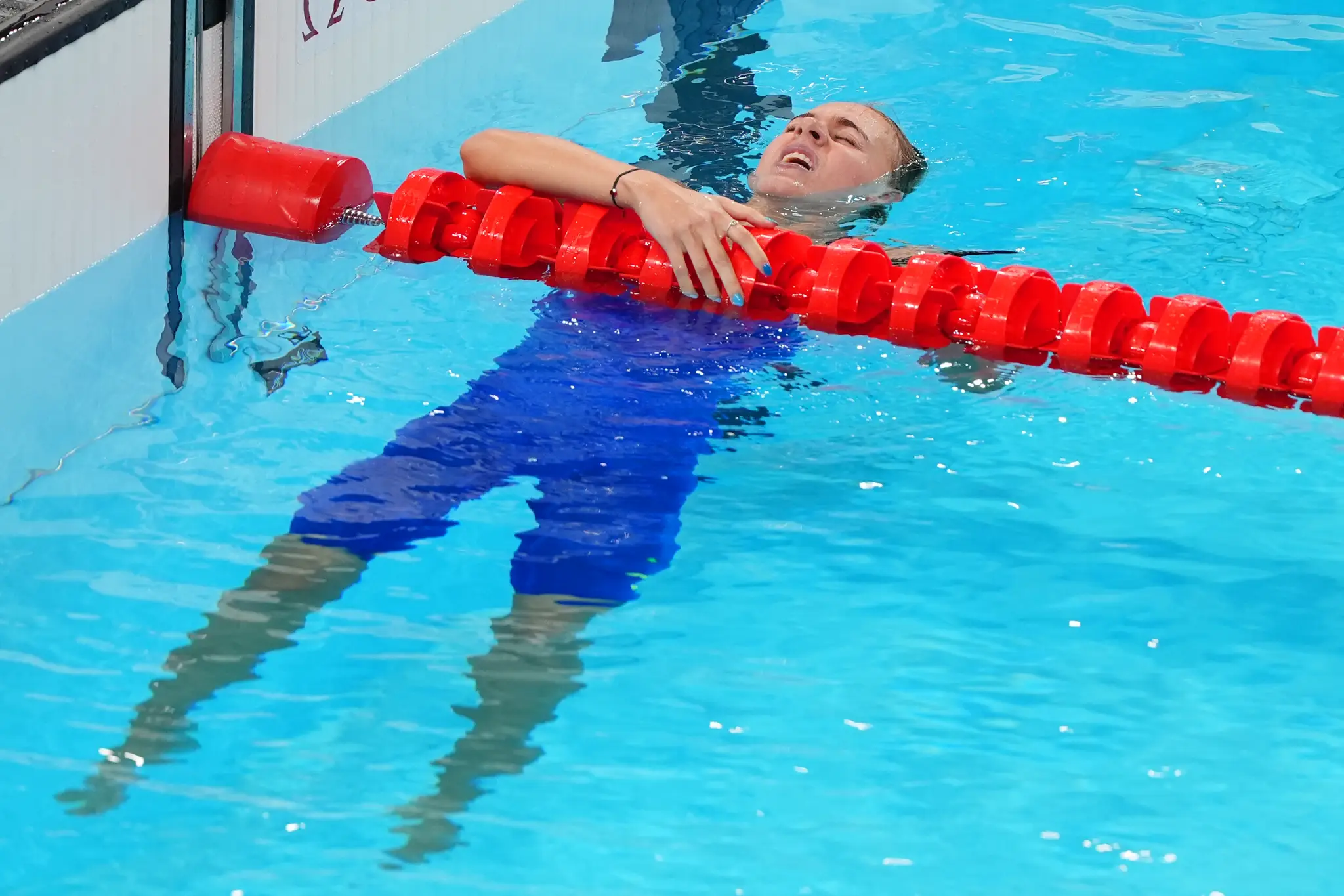 Slovenská plavkyňa Tamara Potocká po skončení rozplavby skolabovala.