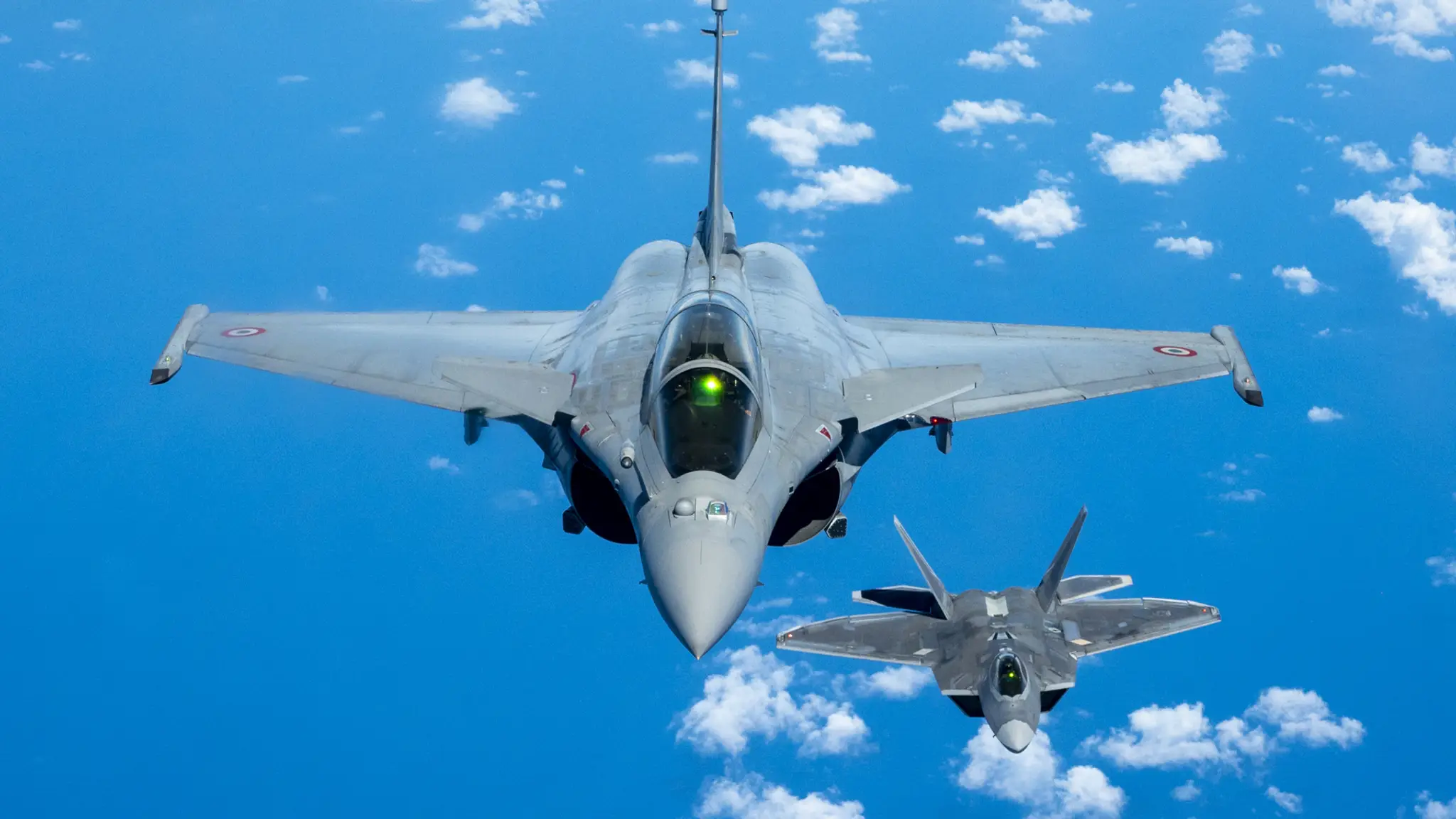 Dassault Rafale s F-22