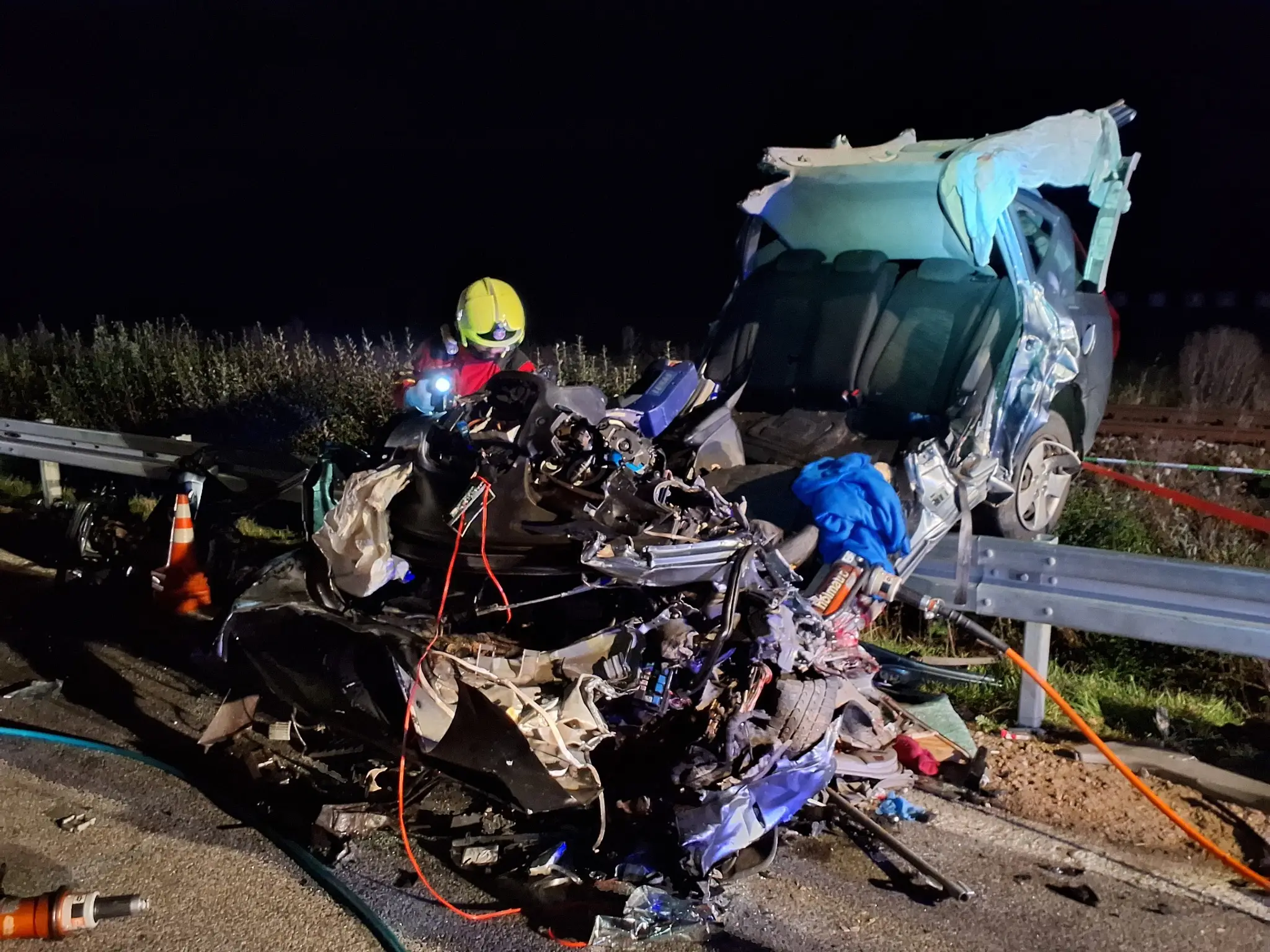 Mladá rodina z Horehronia sa ponáhľala na pohotovosť. Otec si oprotiidúce auto v tme zrejme nevšimol