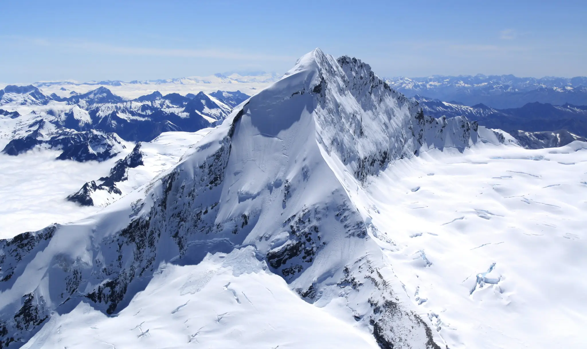 Novozélandský štít Mount Aspiring.