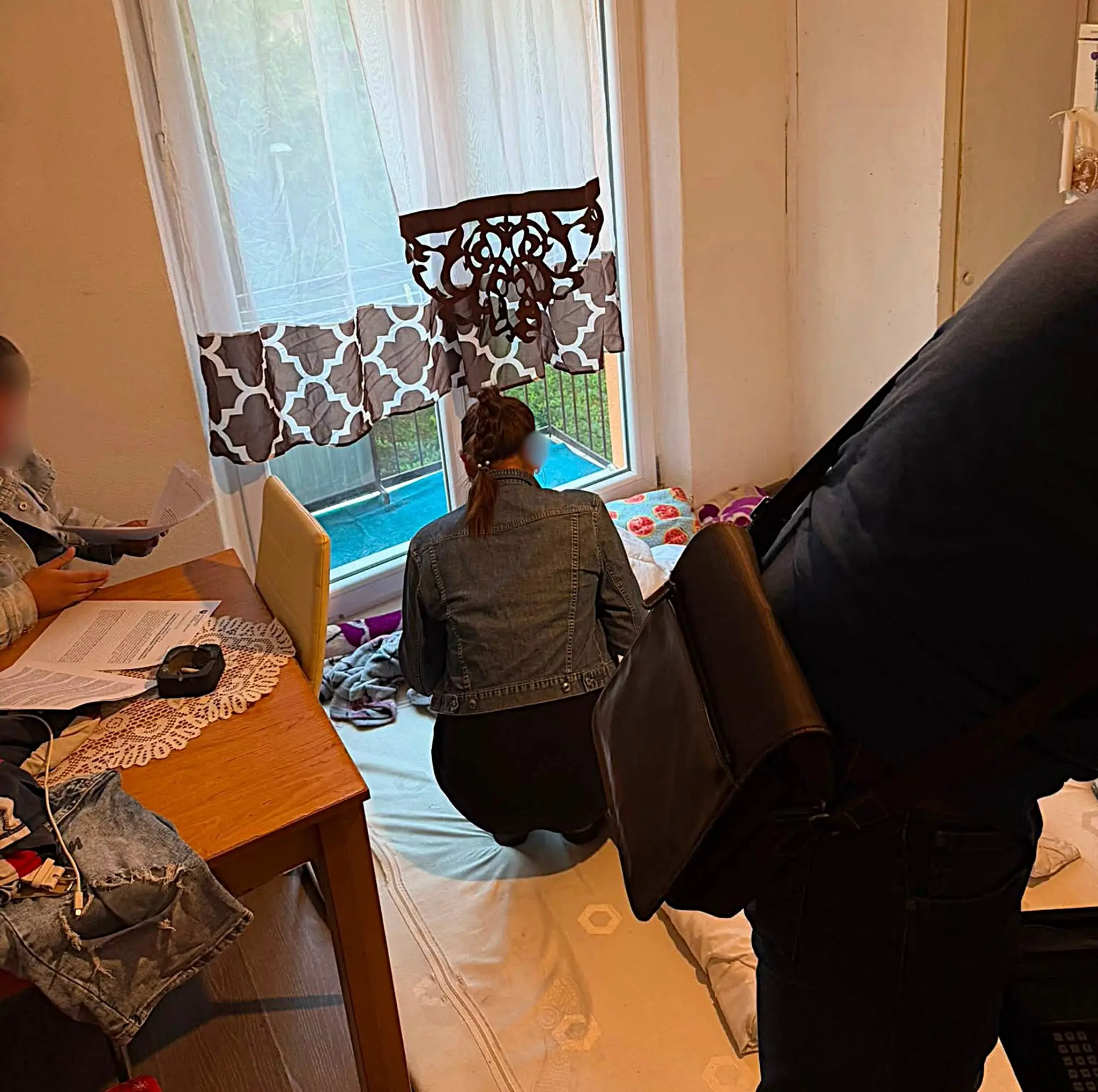 Zadržali ženu podozrivú z obchodovania s ľuďmi.