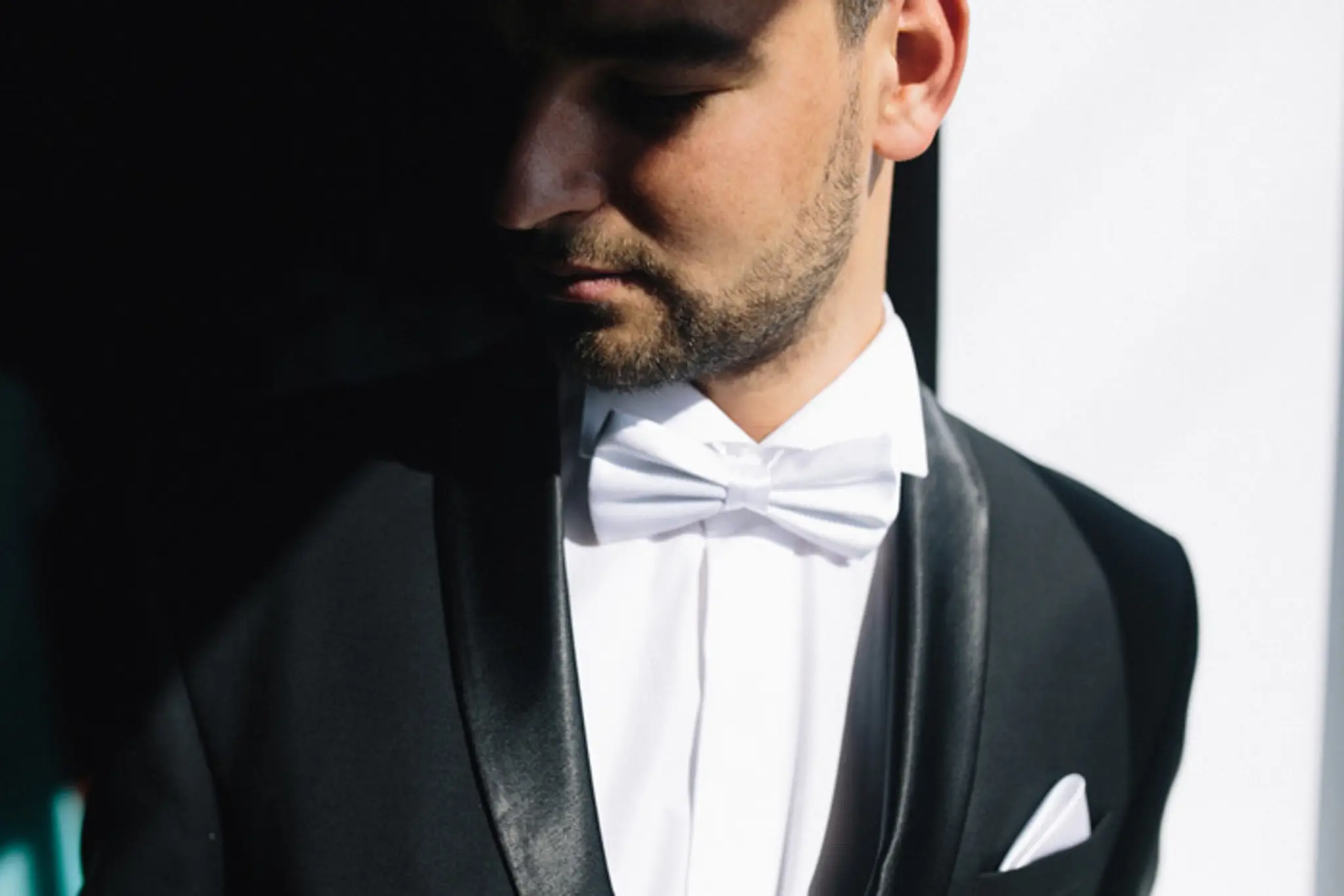 White Tie - spoločensky a protokolárne najvyšší stupeň odievania.