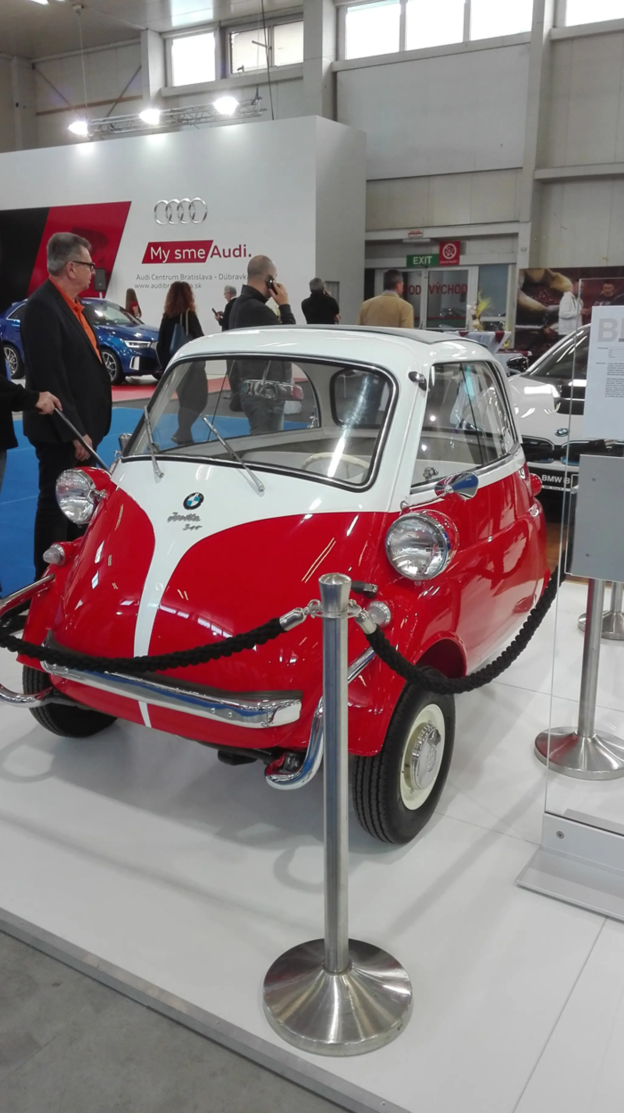 BMW Isetta 300.