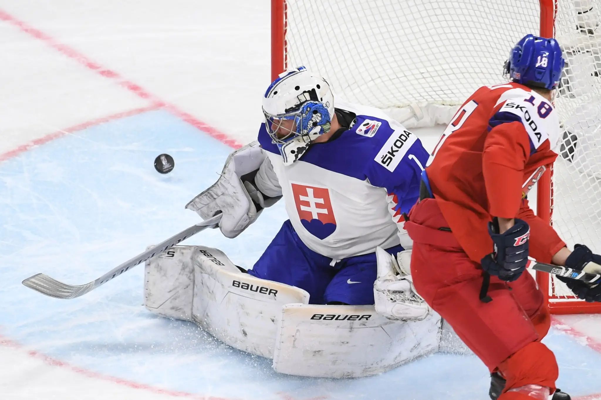 Marek Čiliak pred Dominikom Kubalíkom.