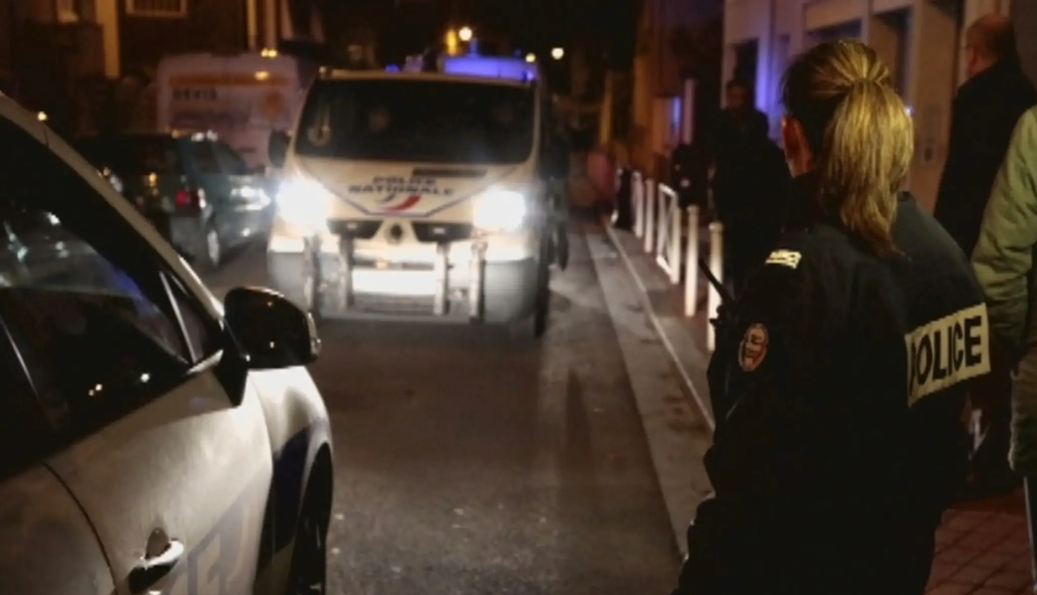 Smetiari našli pás na predmestí Paríža
