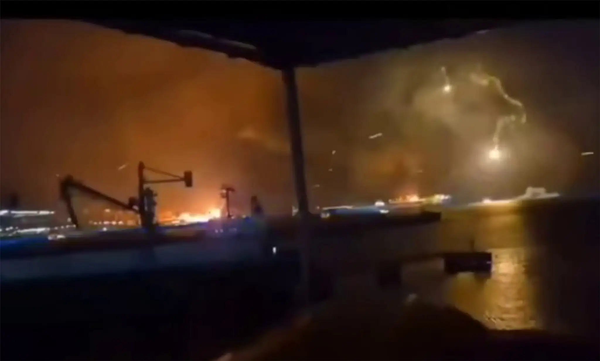Čiernomorský prístav Novorossijsk po ukrajinskom údere.