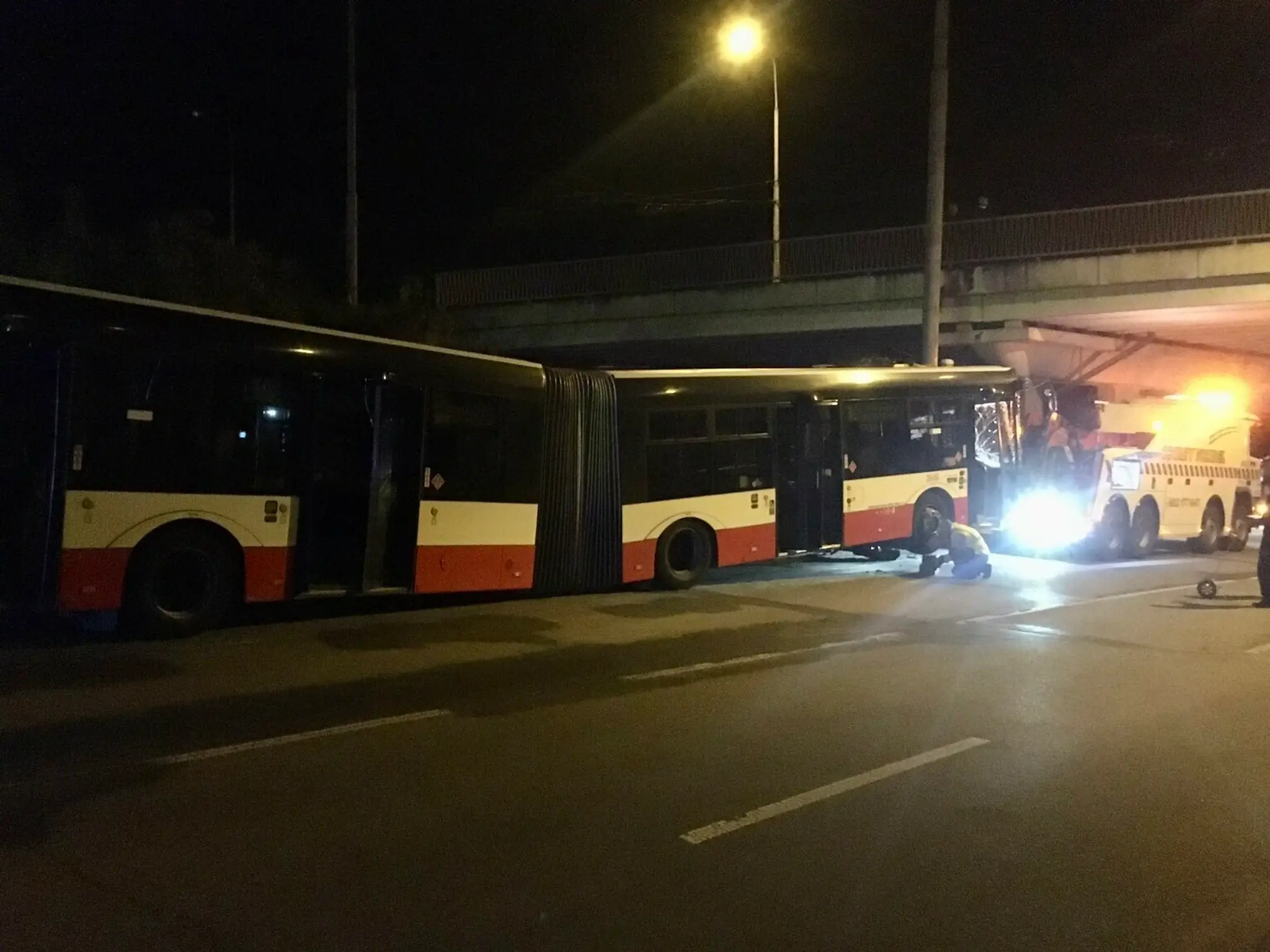 Nehoda autobusu MHD v Brne