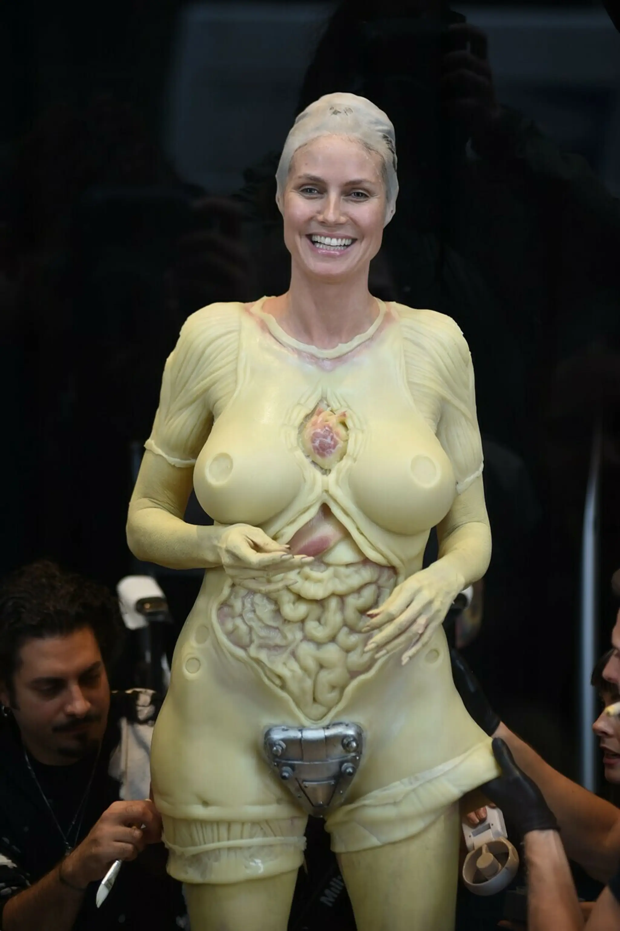 Heidi Klum počas prípravy na Halloweensku párty
