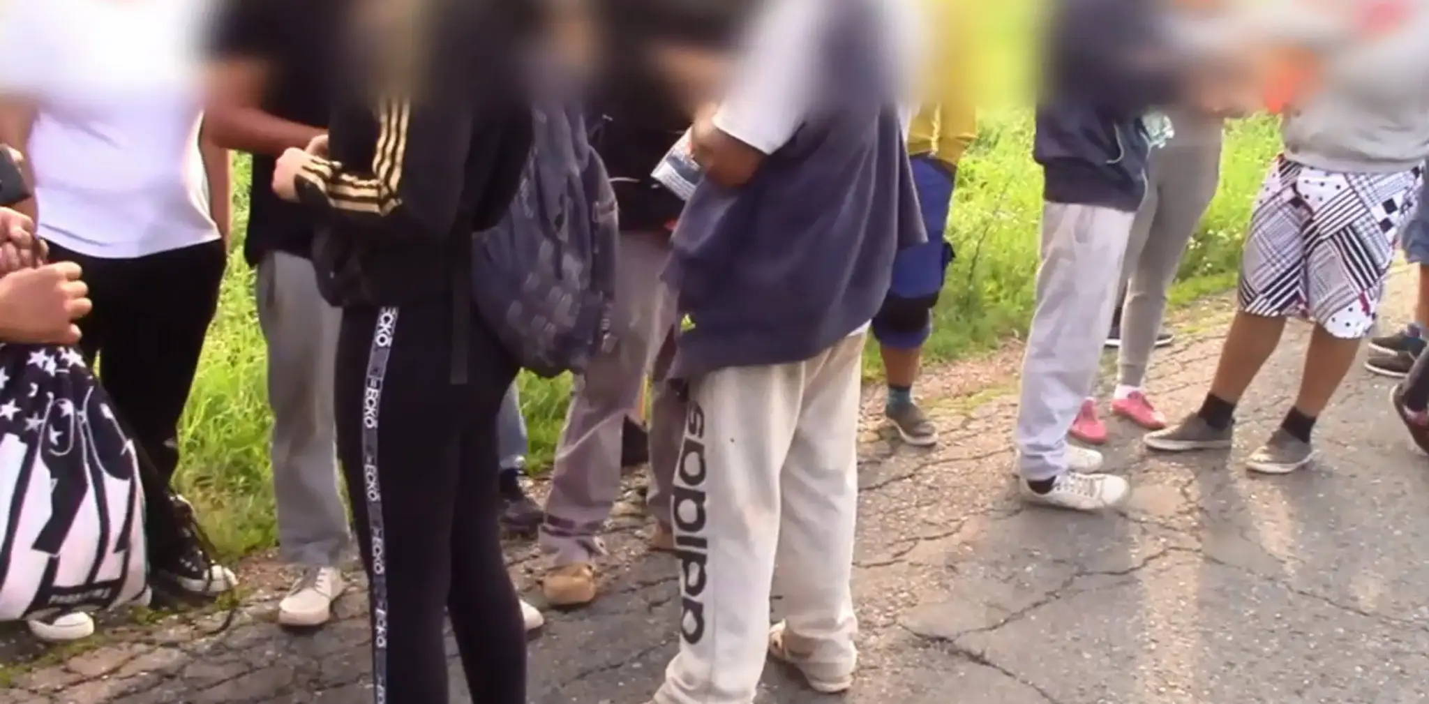 Natlačení ako sardinky: Keď českí policajti zastavili dodávku, neverili vlastným očiam