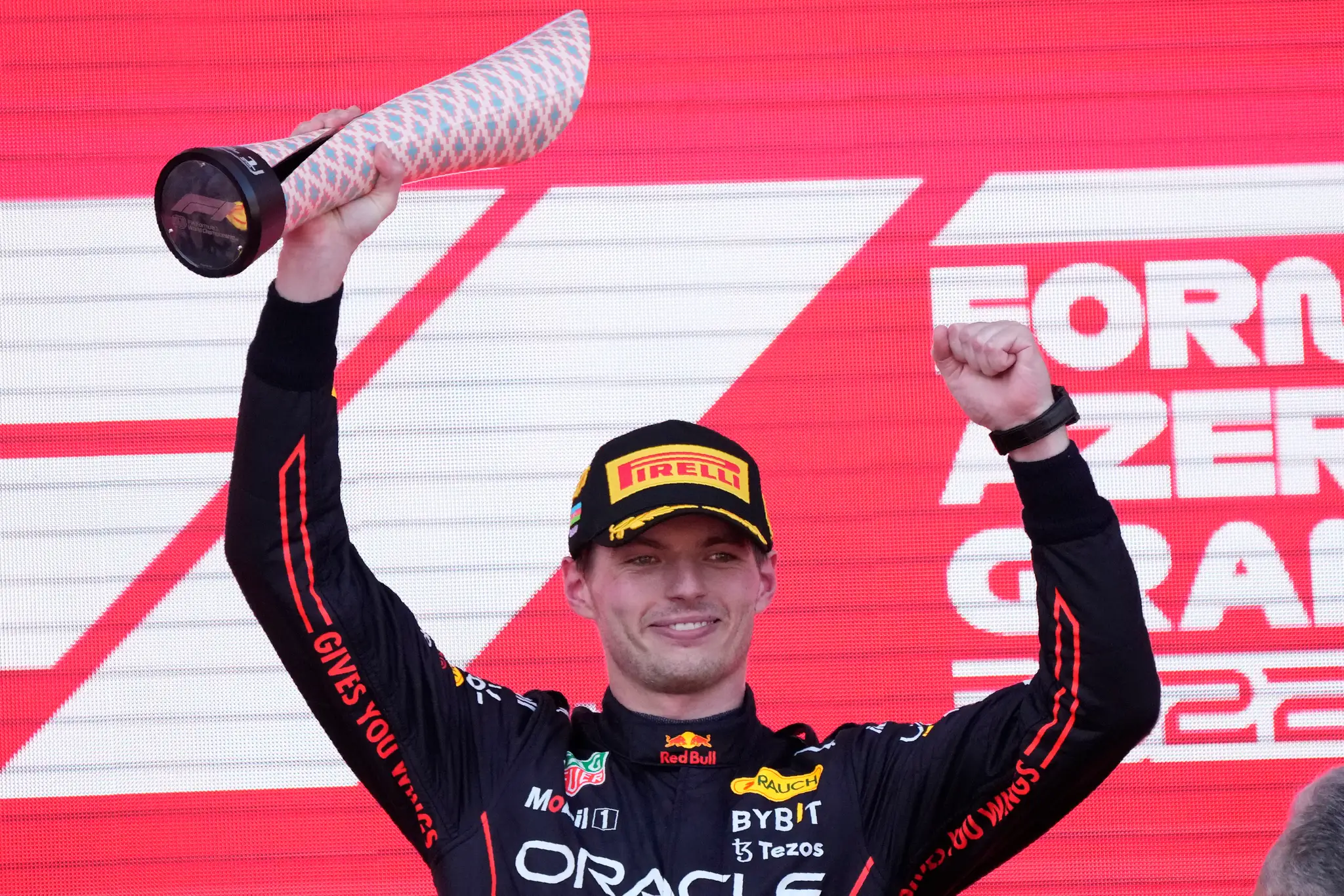 Holanďan Max Verstappen triumfoval na nedeľňajšej Veľkej cene Azerbajdžanu.