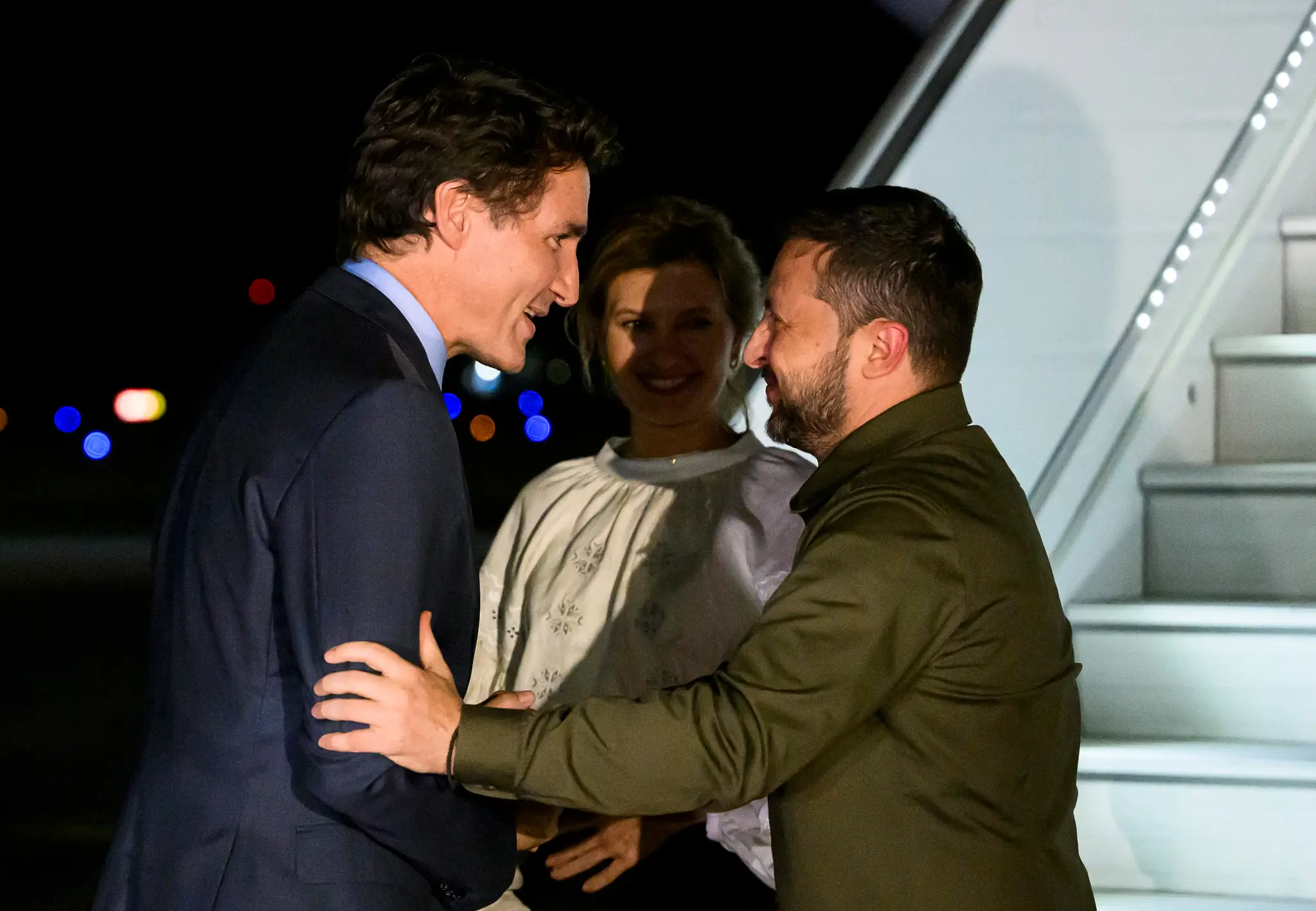 Ukrajinský prezident Volodymyr Zelenskyj a kanadský premiér Justin Trudeau.
