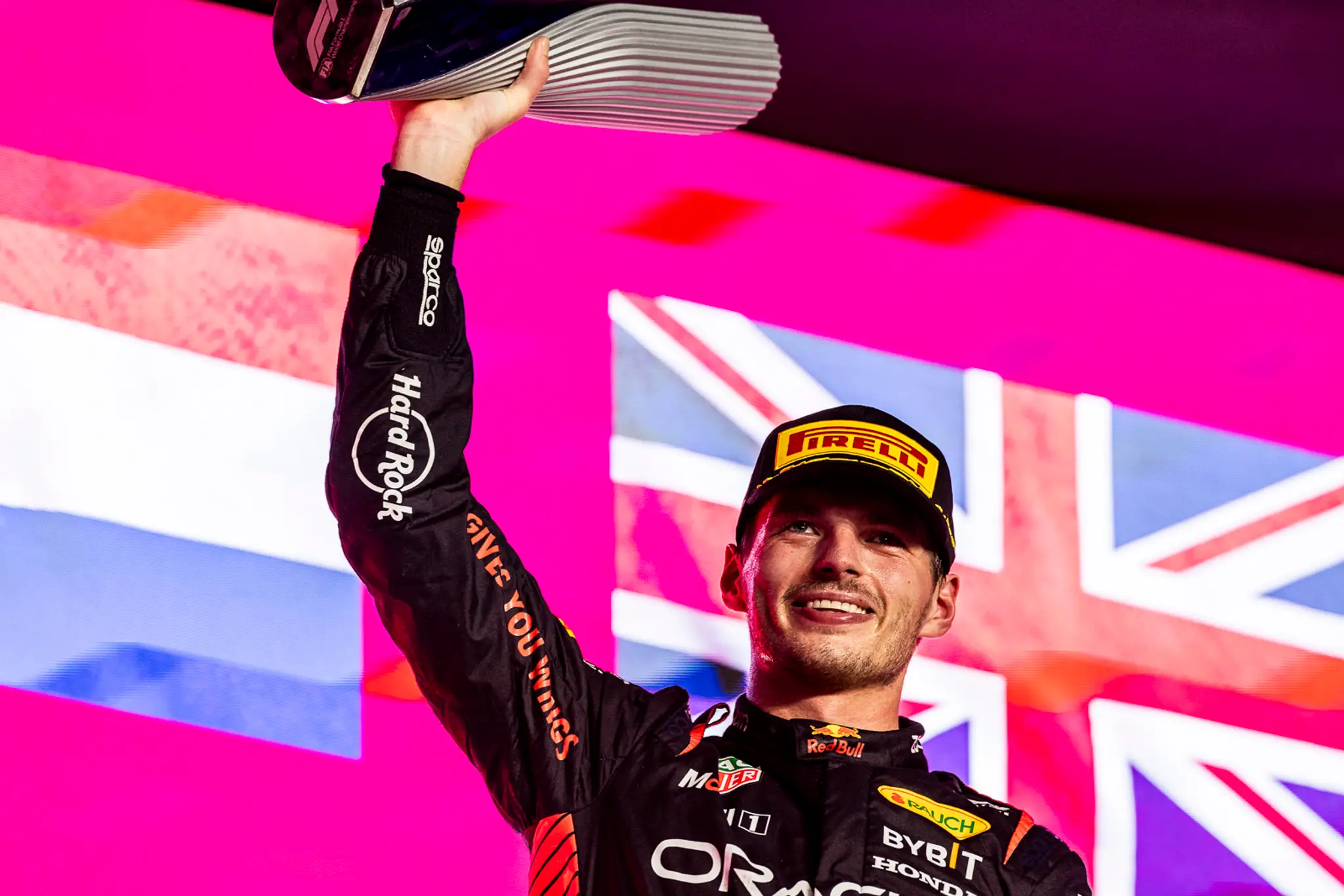 Max Verstappen potvrdil majstrovský titul triumfom v Katare.