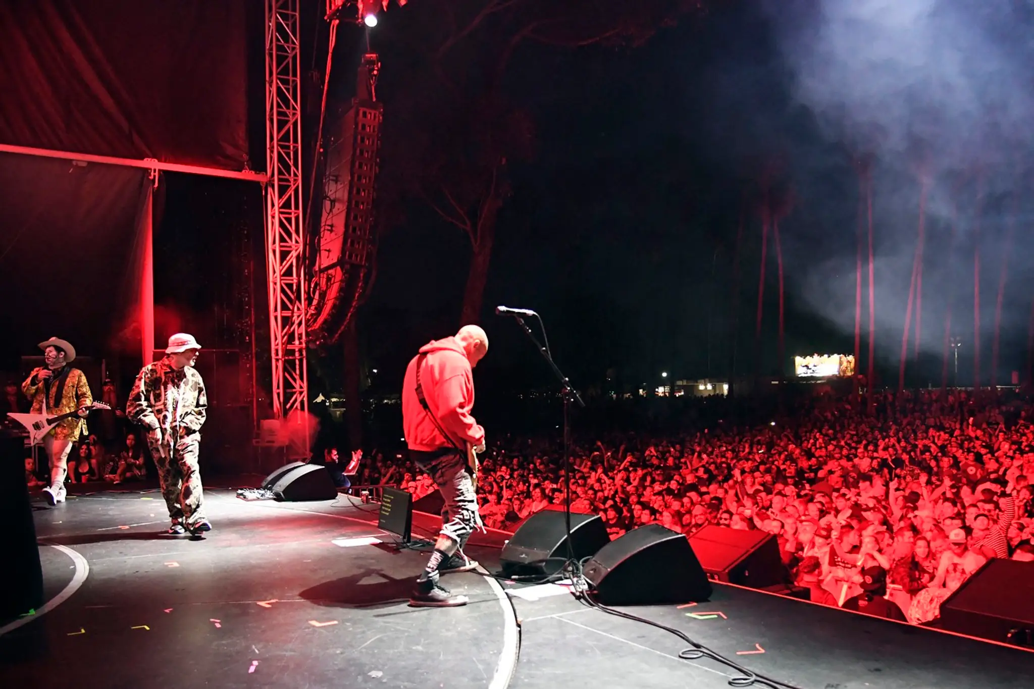 Sam Rivers zo skupiny Limp Bizkit (na snímke vpravo)