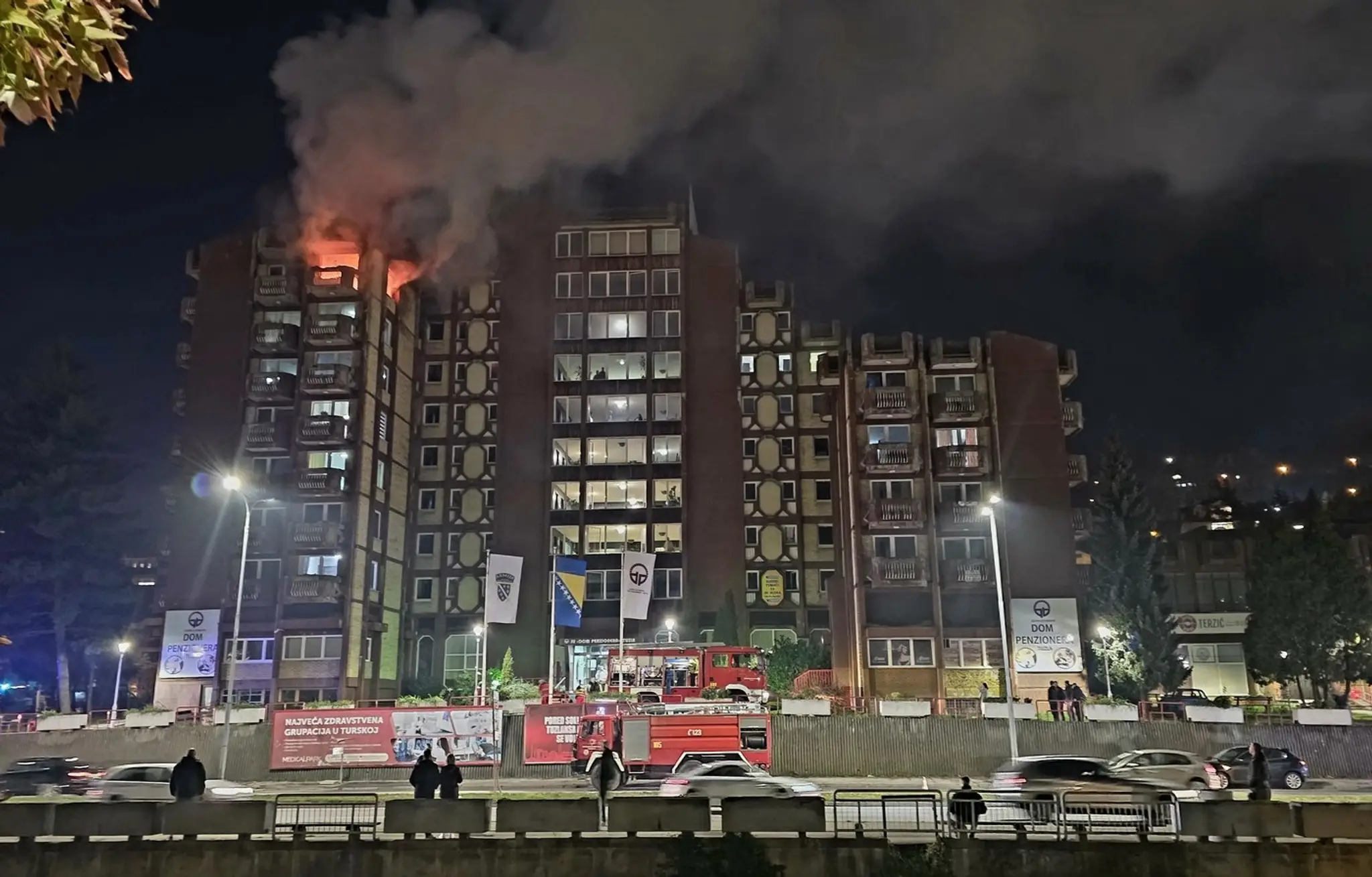 Požiar v domove dôchodcov v meste Tuzla.