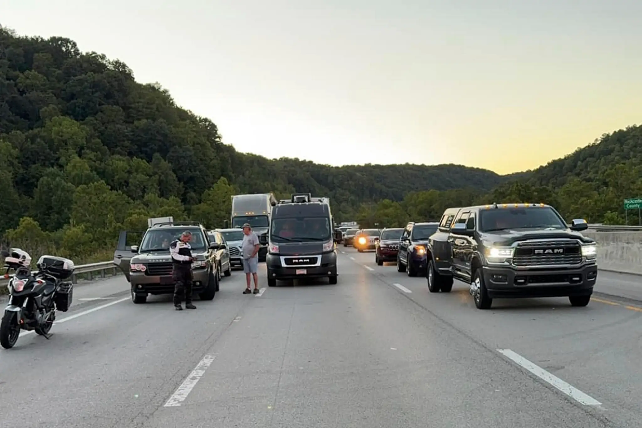 Streľba na diaľnici v Kentucky.
