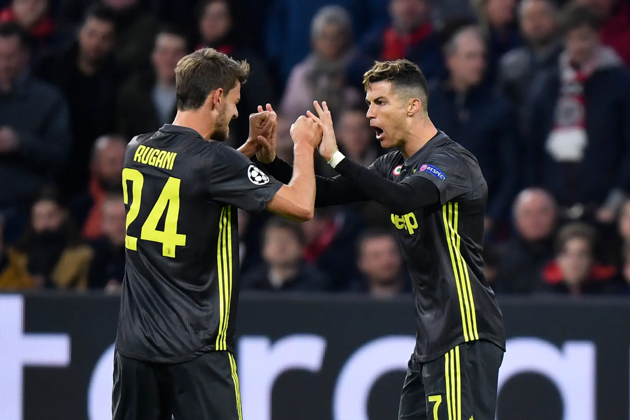 Wojciech Szczesny z Juventusu Turín v prvom štvrťfinále LM na pôde Ajaxu Amsterdam.