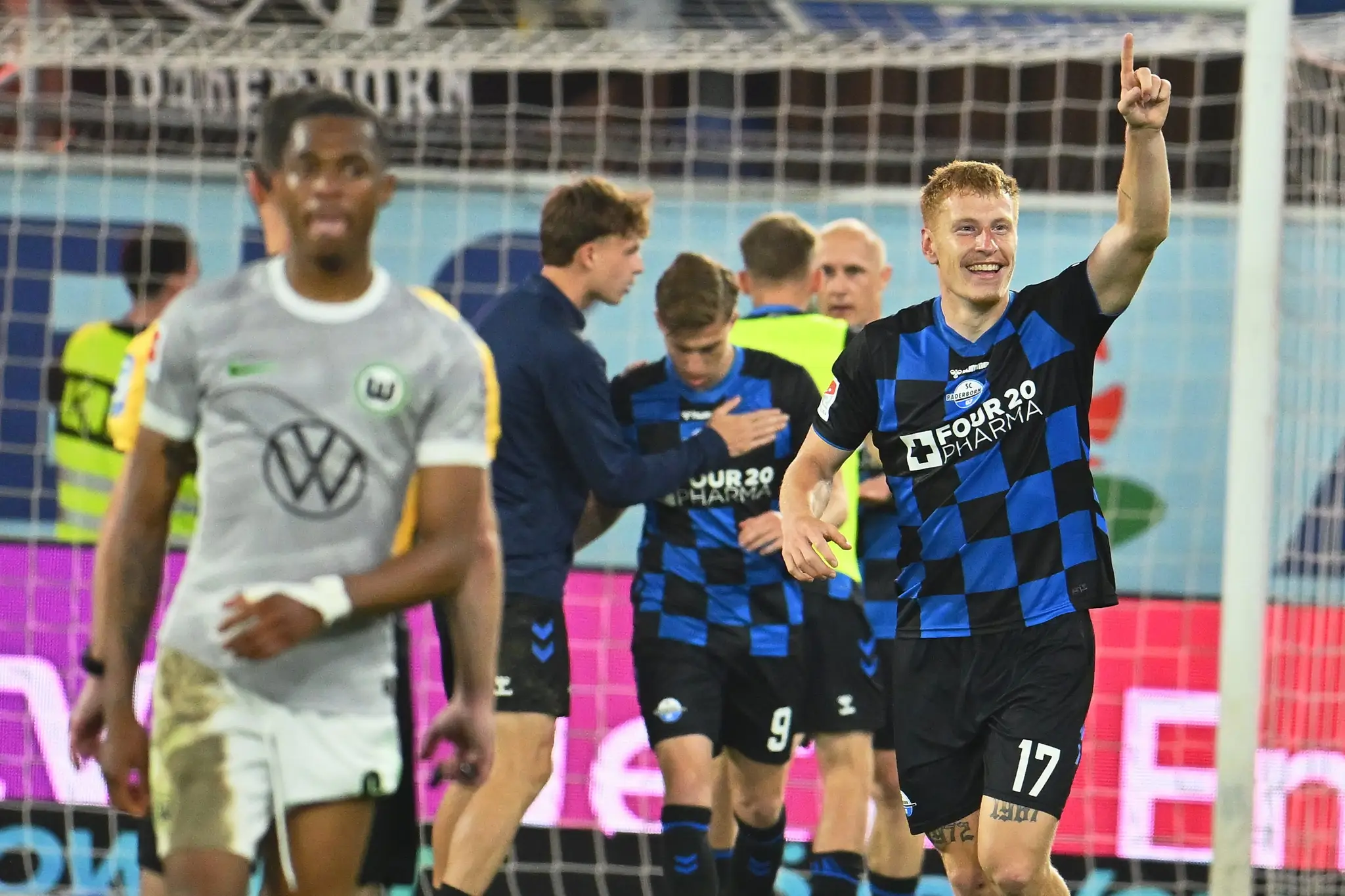 Futbalisti Paderbornu postúpili do Bundesligy.