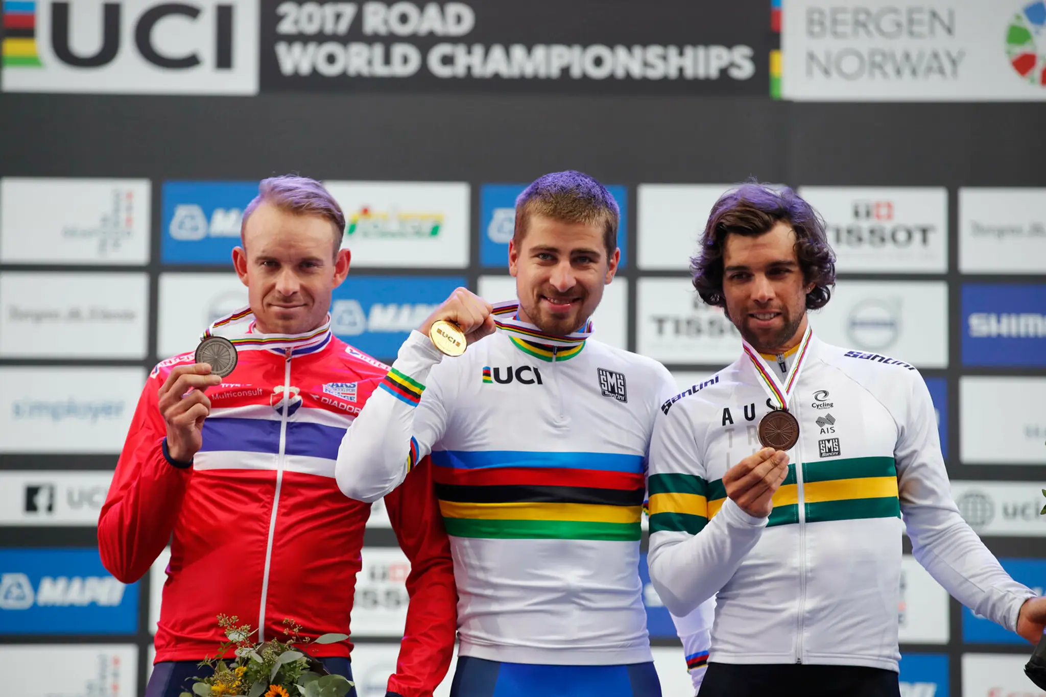 Trojnásobný majster sveta Peter Sagan, strieborný Nór Alexander Kristoff a bronzový Austrálčan Michael Matthews.