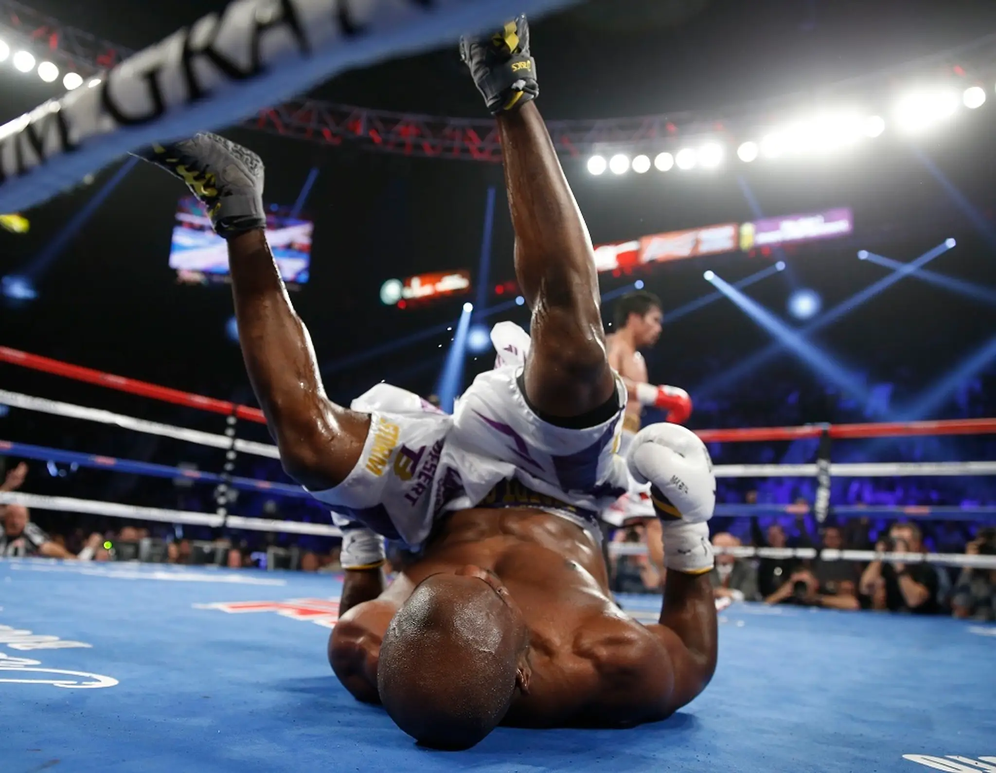 Pacquiao zdolal Bradleyho.