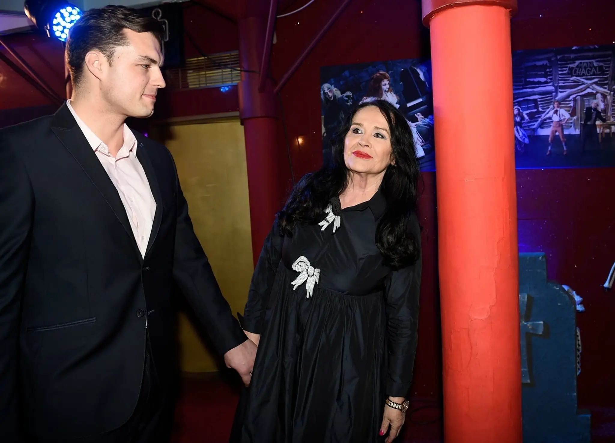 Gregorová s mladším partnerom na premiére. Herečka žiari od šťastia