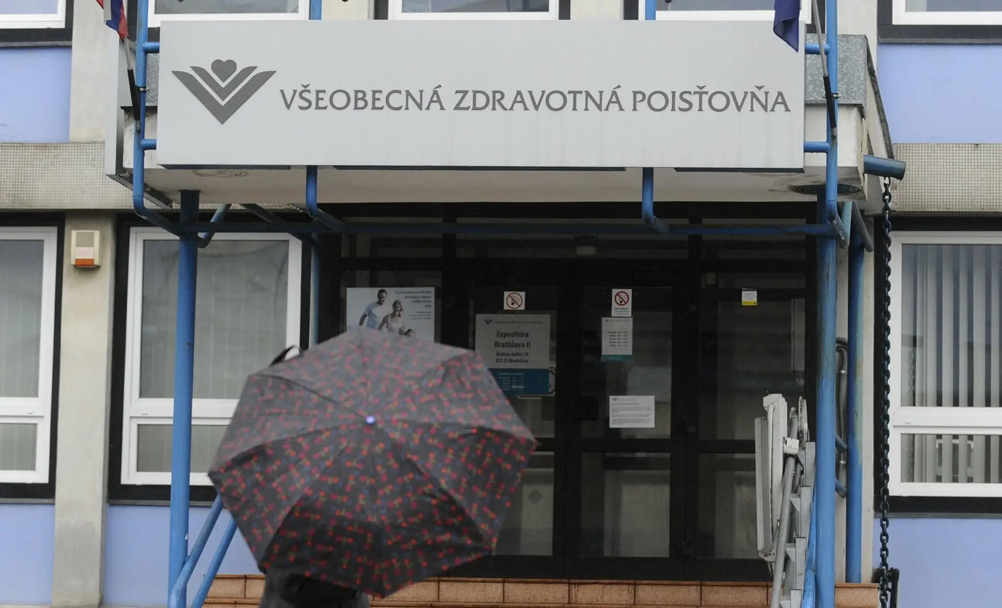 Na snímke budova Všeobecnej zdravotnej poisťovne  v Bratislave