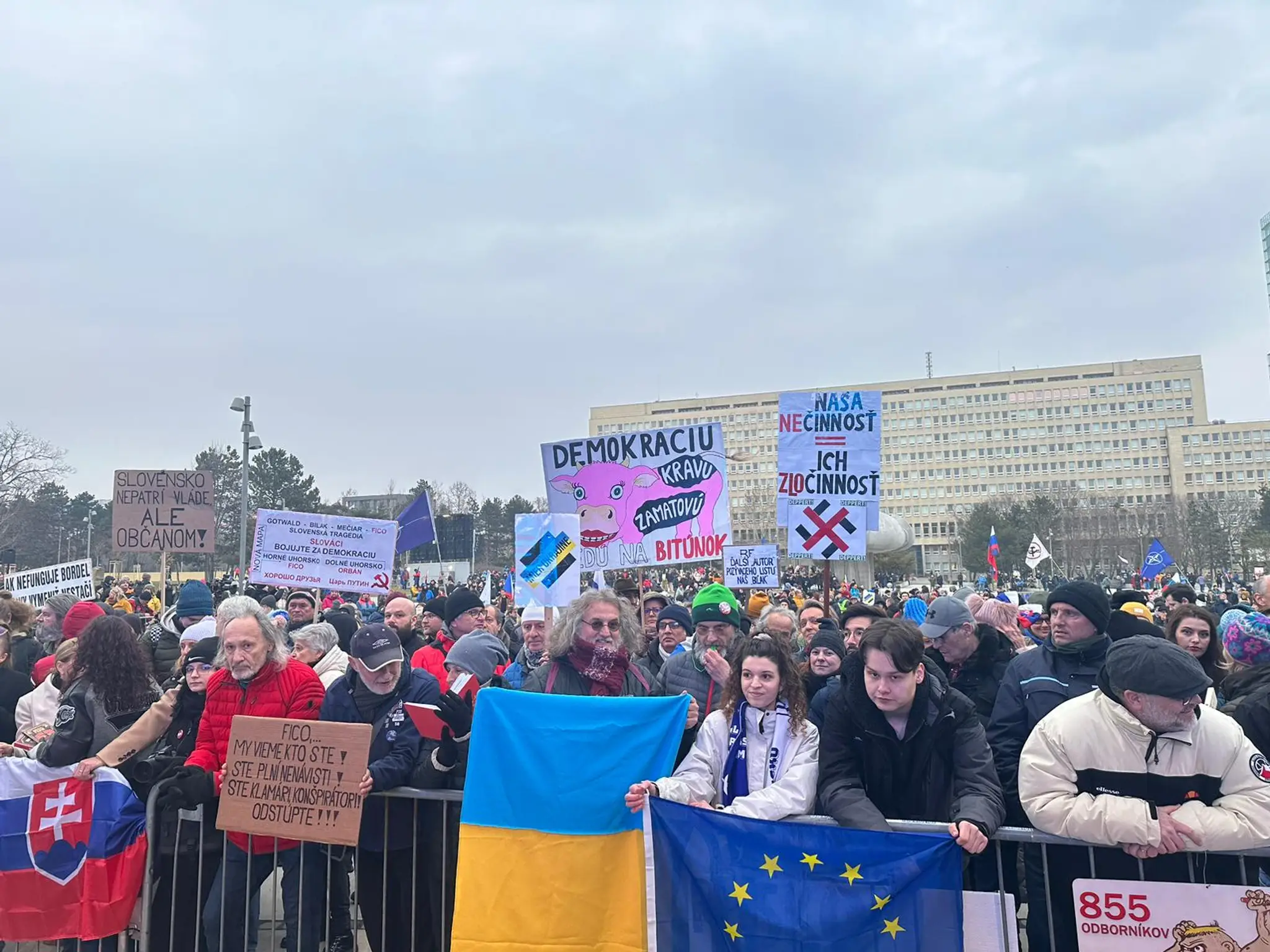 Protestujúci v Bratislave