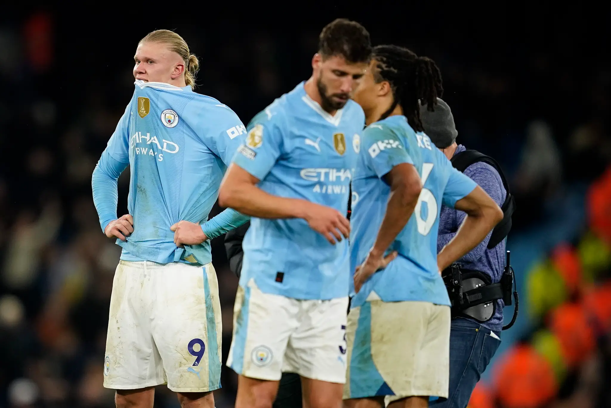 Futbalisti Manchestru City prišli o víťaznú sériu.