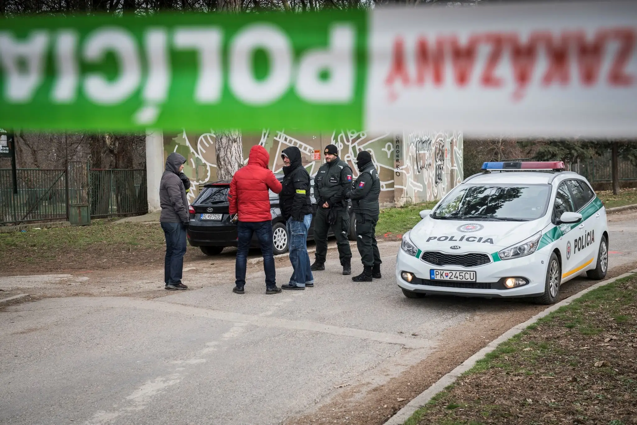 Veverička sa v metre túlila k cestujúcim