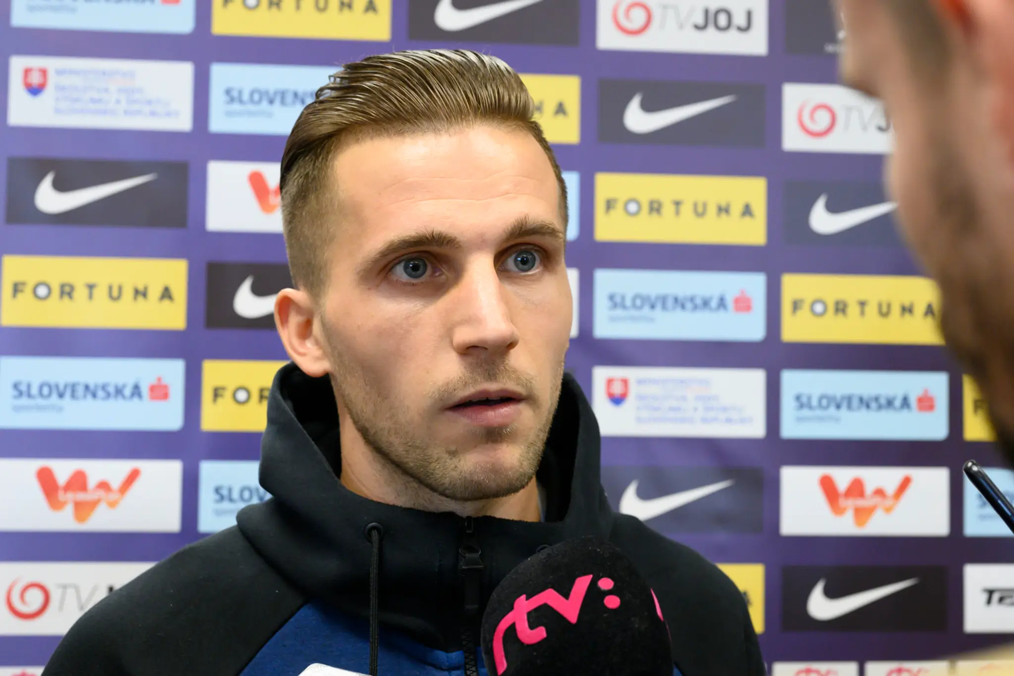 Sprava Michal Ďuriš a Lukáš Haraslín počas zrazu pred kvalifikáciou EURO 2020.