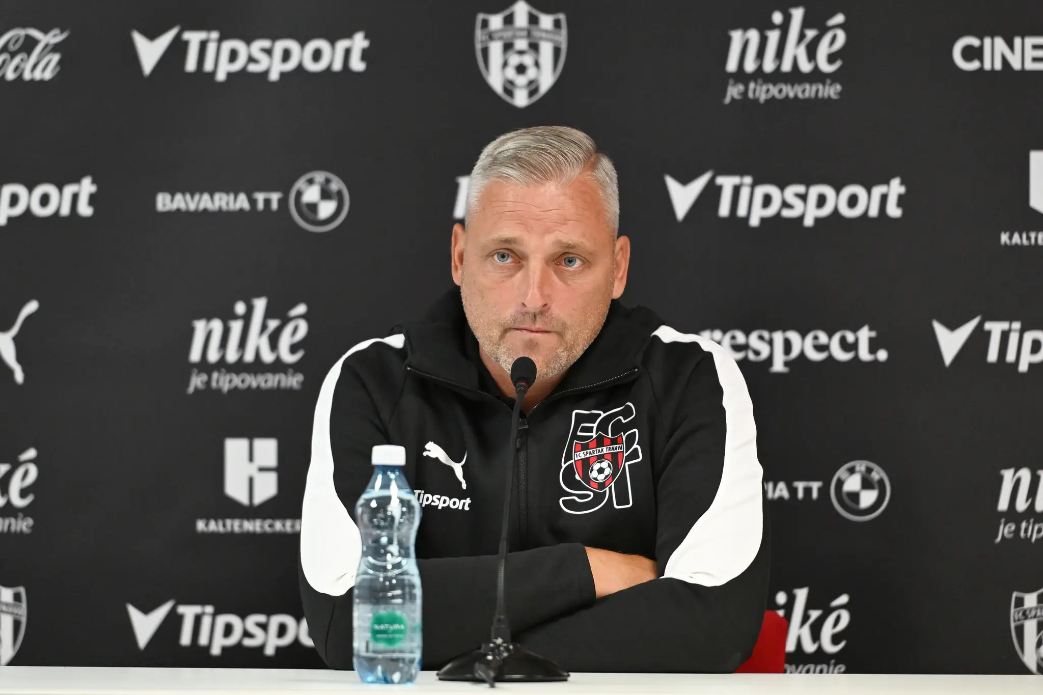 Na snímke tréner Trnavy Michal Ščasný počas tlačovej konferencie.