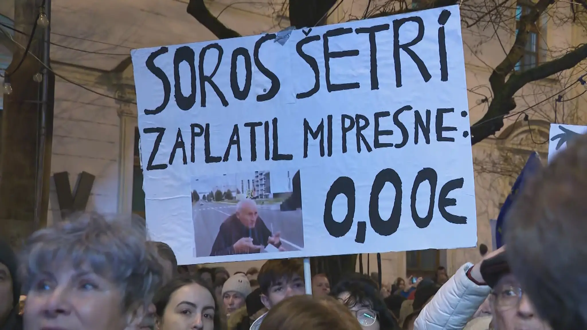 Opozičné protesty v Bratislave.