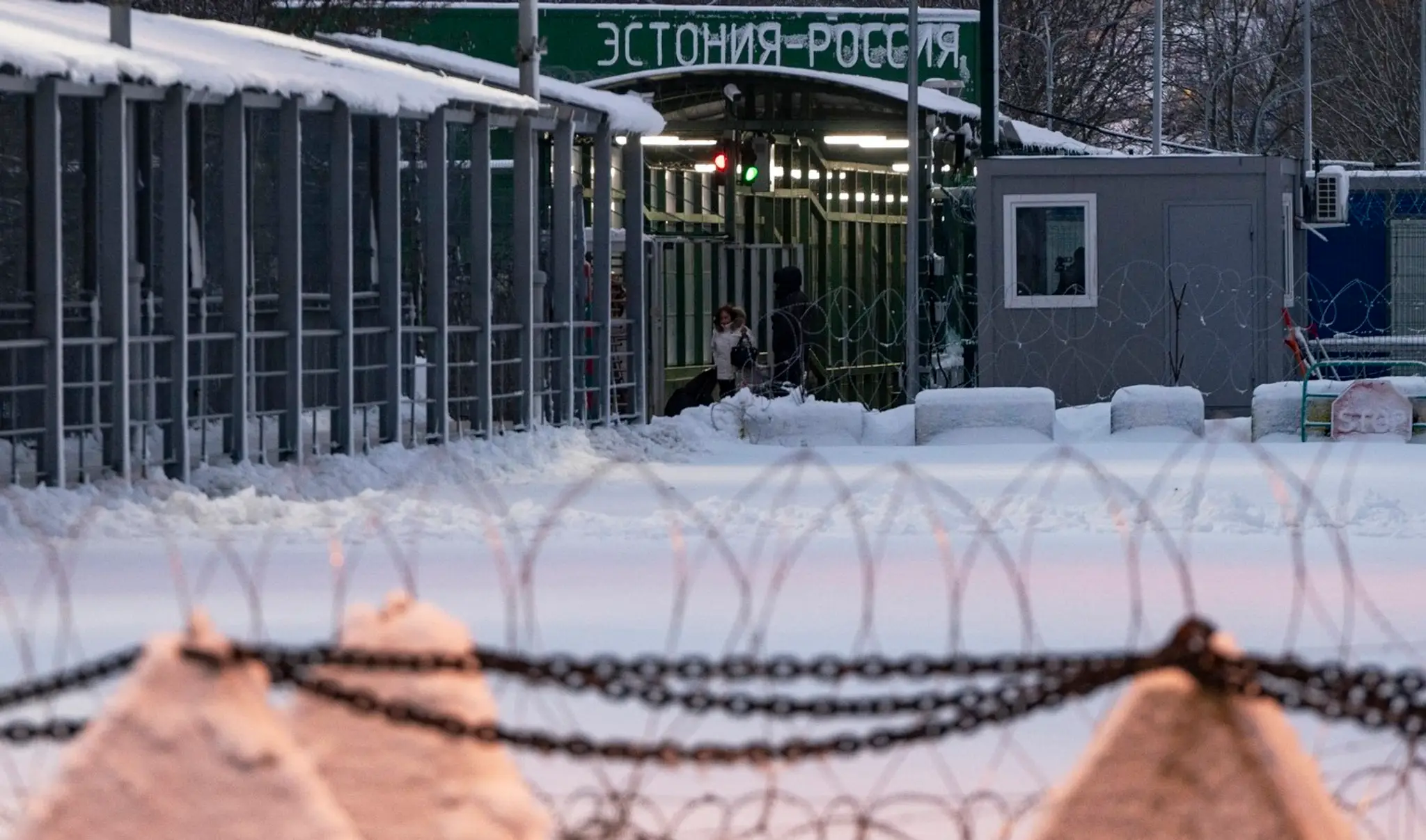 Hraničným priechod medzi Ruskom a Estónskom na rieke Narva.