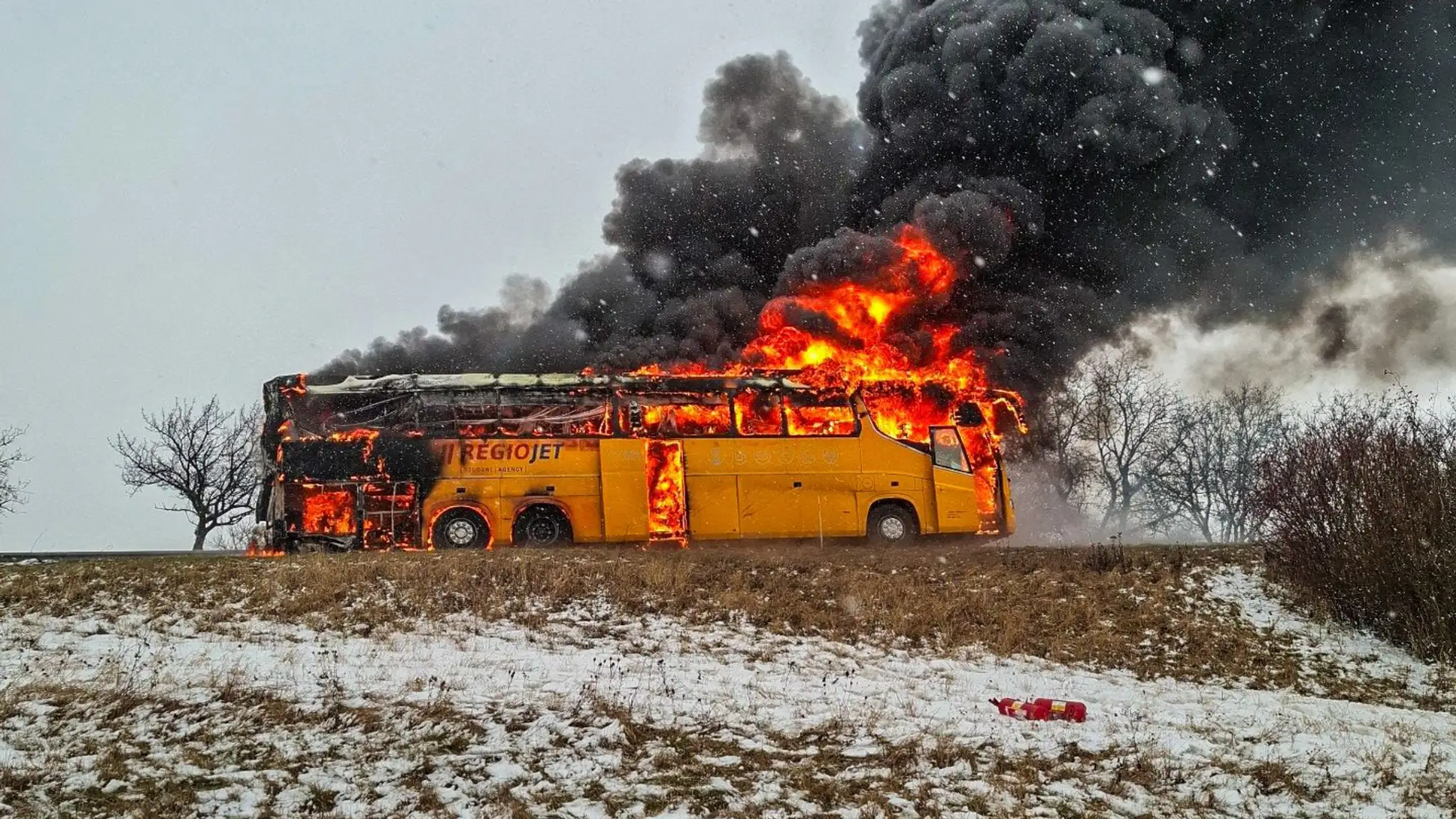 Dramatický požiar na českých cestách.