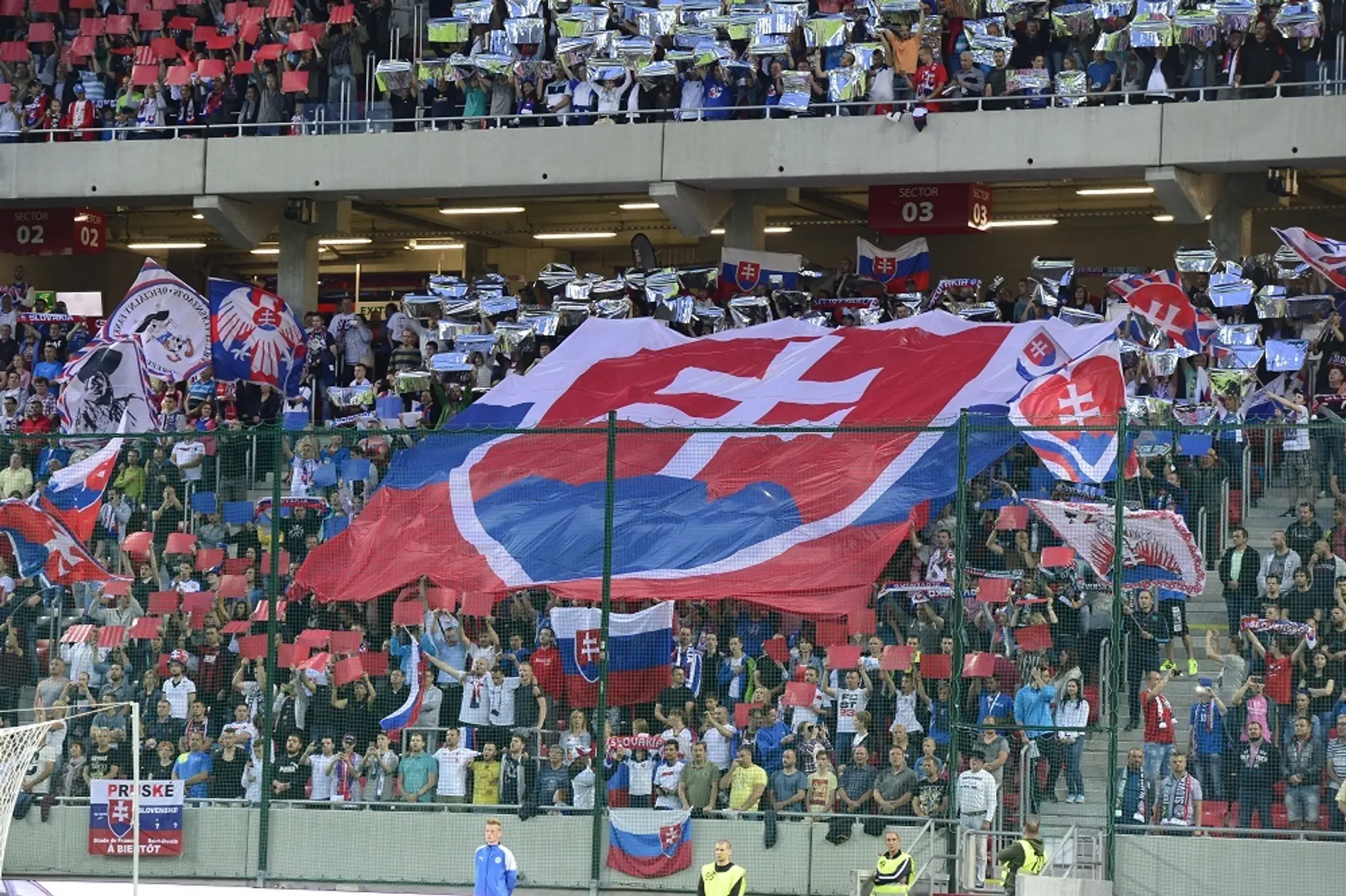 Fanúšikovia počas zápasu Slovensko - Severné Írsko