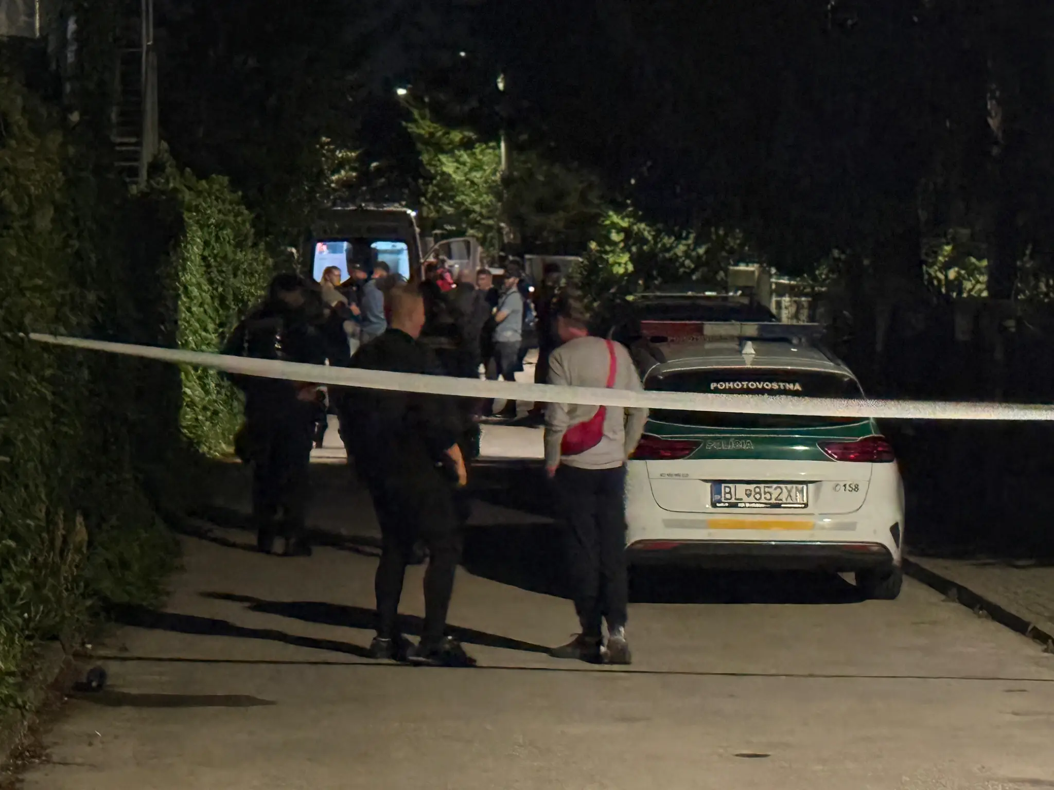 FOTO+VIDEO: Tragédia na západe Slovenska. Žena mala dobodať muža, vraj sa ju pokúsil znásilniť
