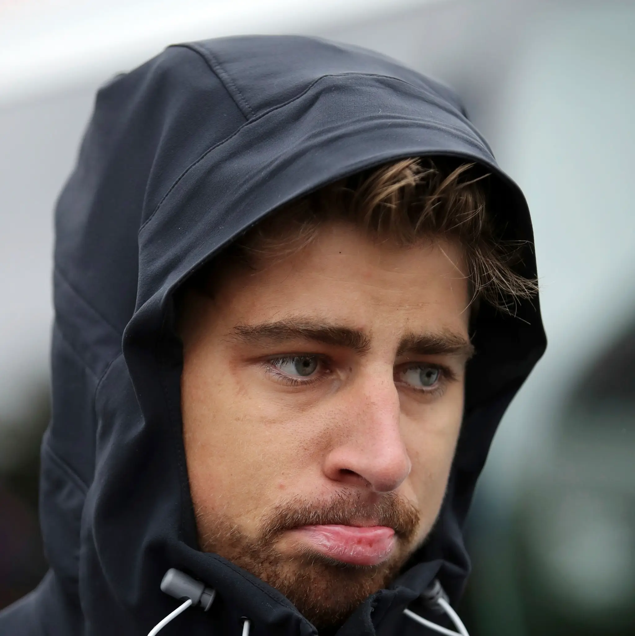 Cyklista Peter Sagan odpovedá na otázky novinárov počas ME.