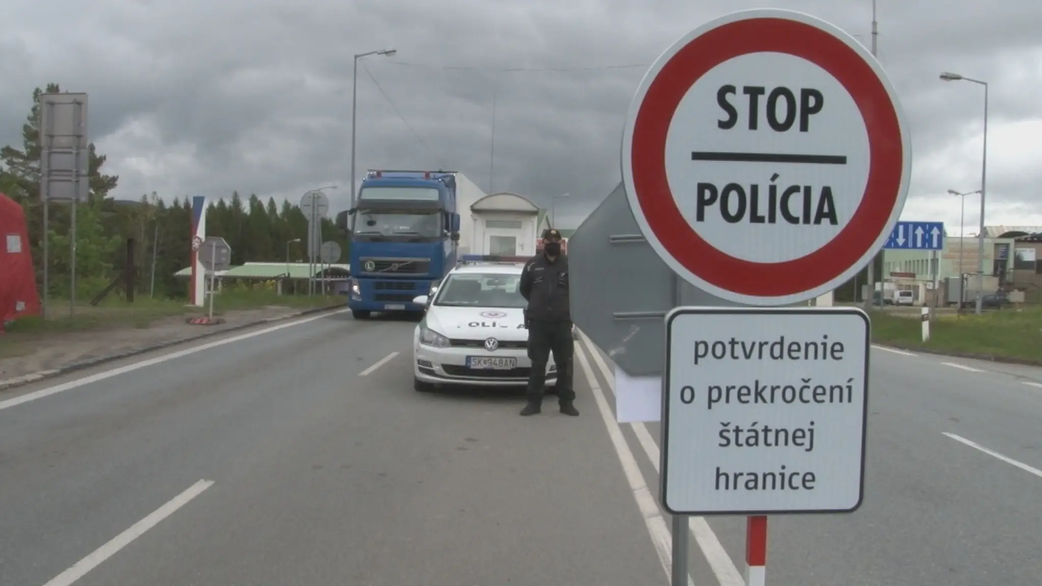 17 PO Maturuju dobrovolne.transfer.jpg_bez_watermarku_1.jpg