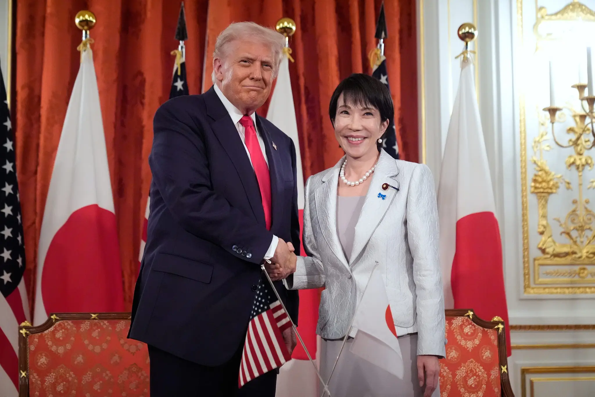 Takaičiová sa stretla s Trumpom