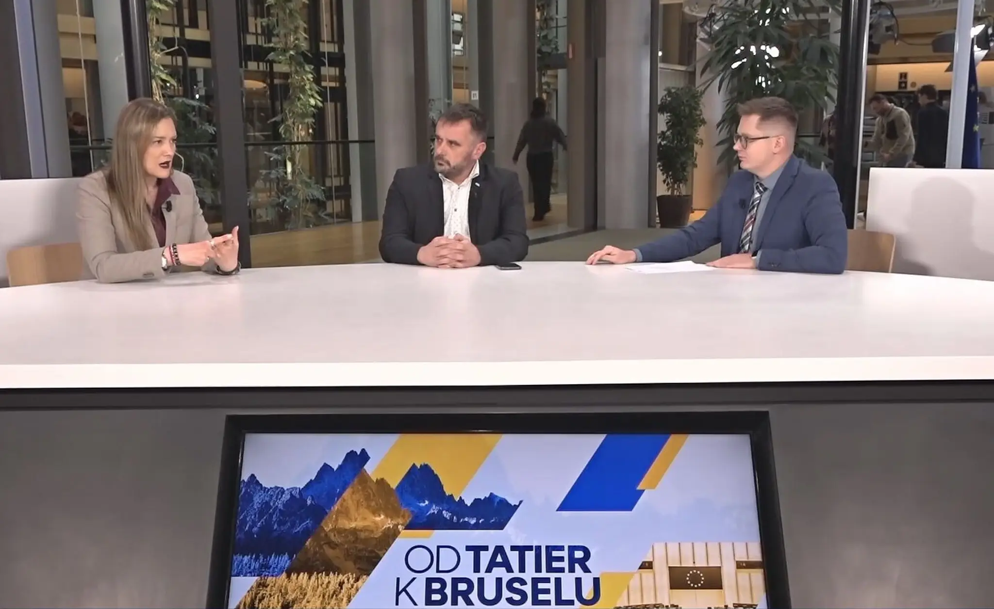 Od Tatier k Bruselu s Juditou Laššákovou a Michalom Wiezikom