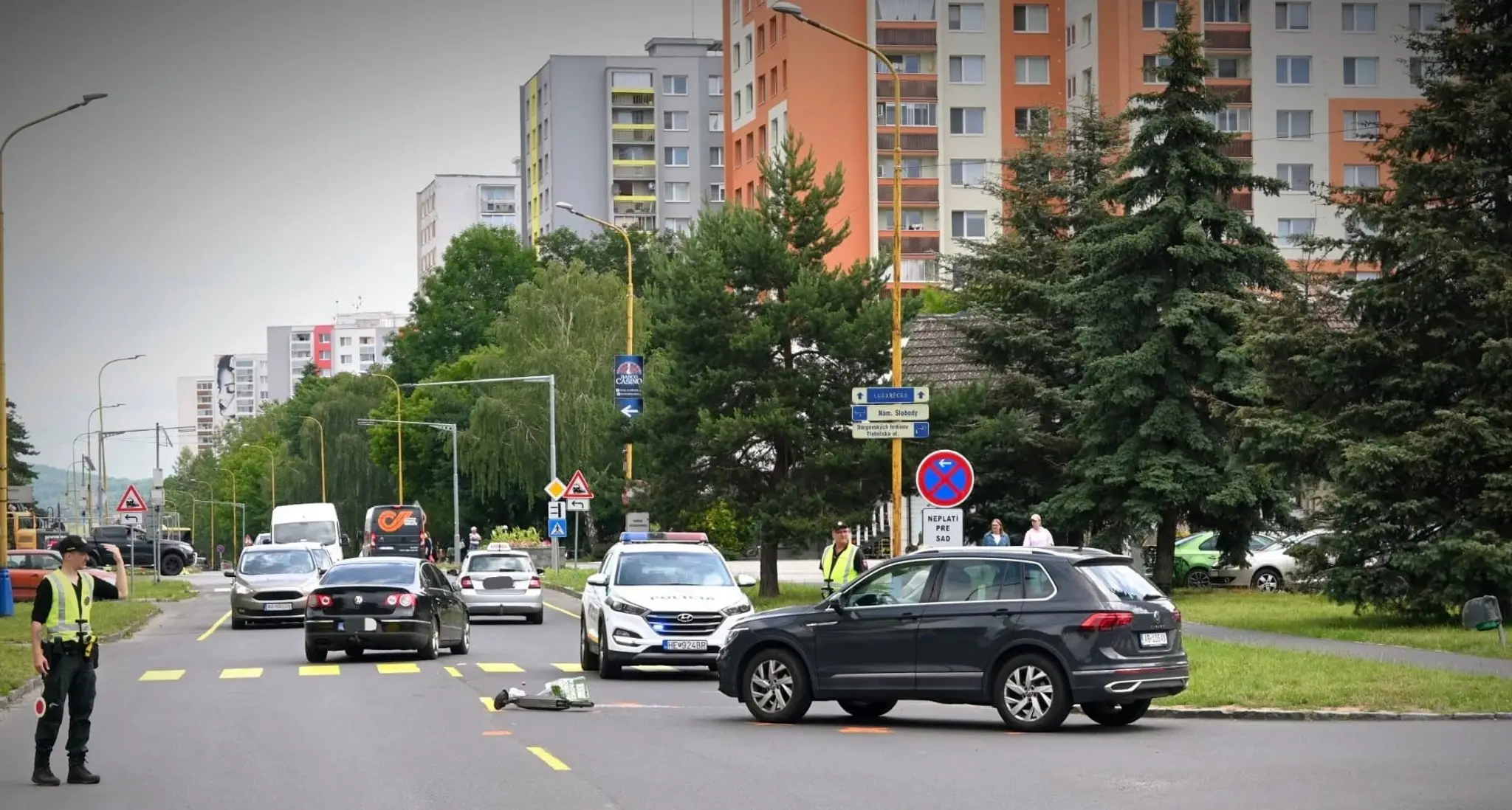 Dopravná nehoda na križovatke v Humennom