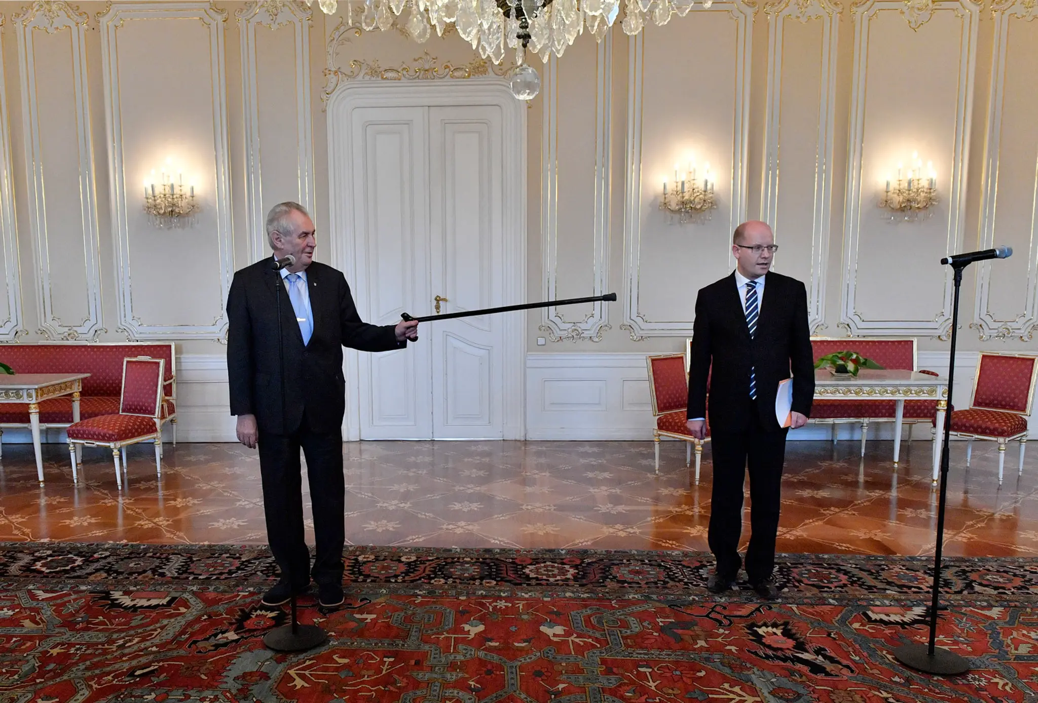 Prezident Miloš Zeman a premiér Bohuslav Sobotka.