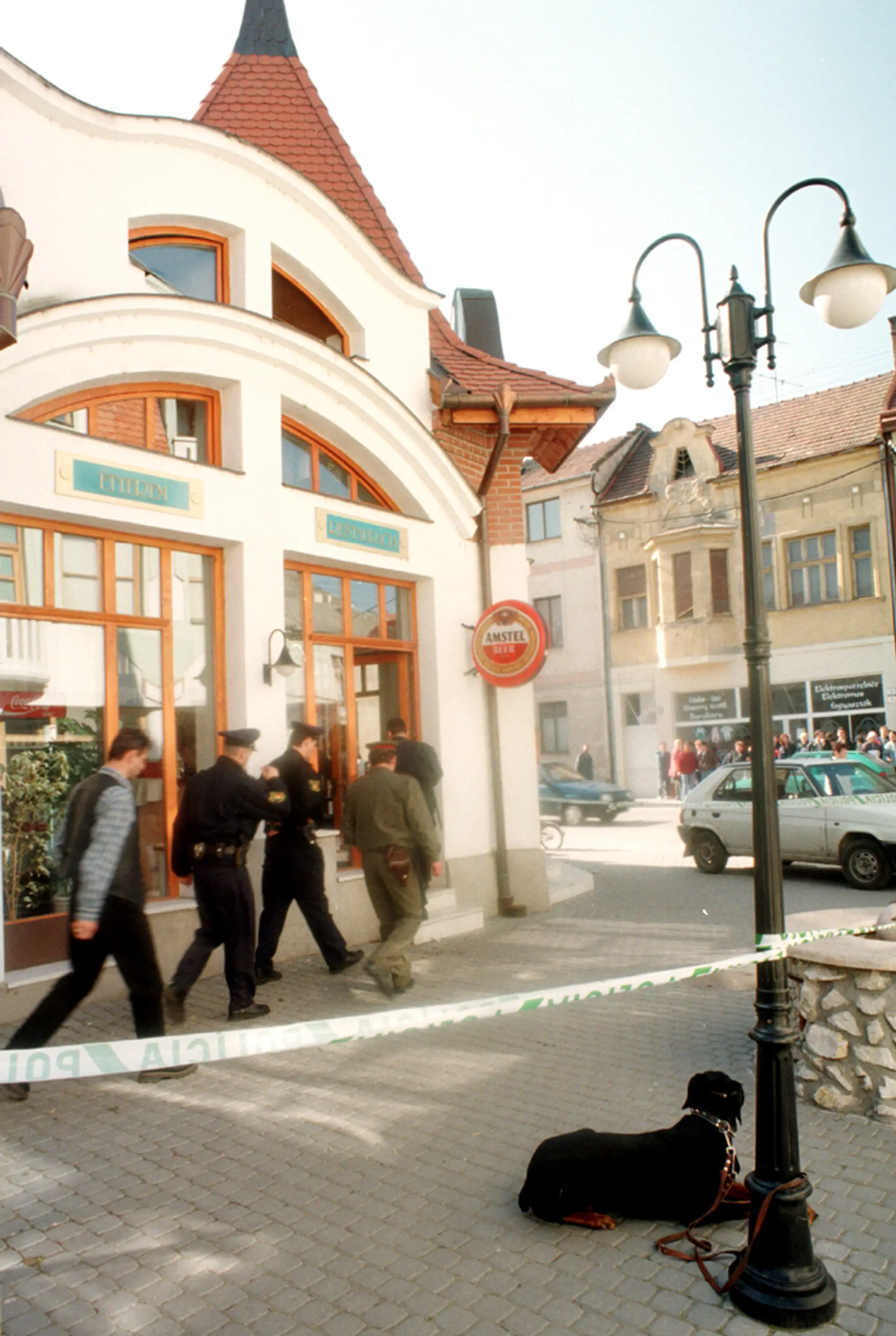 Archívny záber: Bar Fontána po incidente.