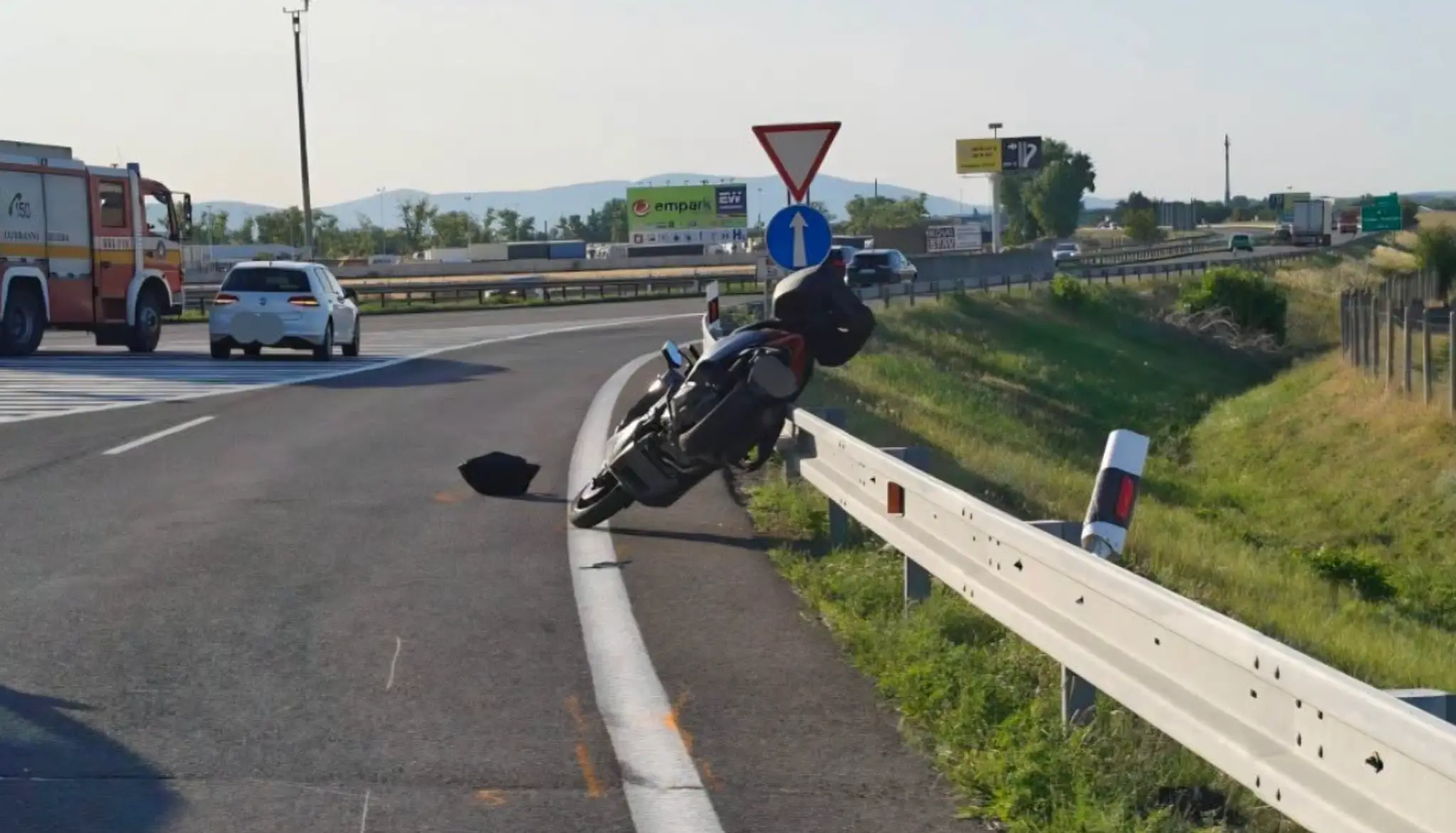 Tragická nehoda motorkára.