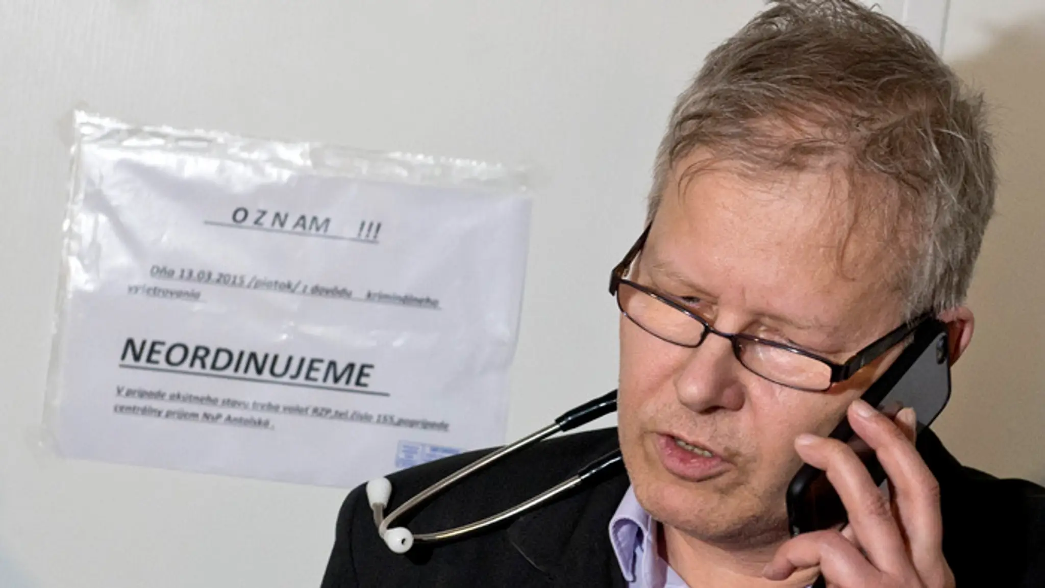 Praktický lekár Peter Lipták musel zatvoriť svoju ordináciu po návšteve polície.