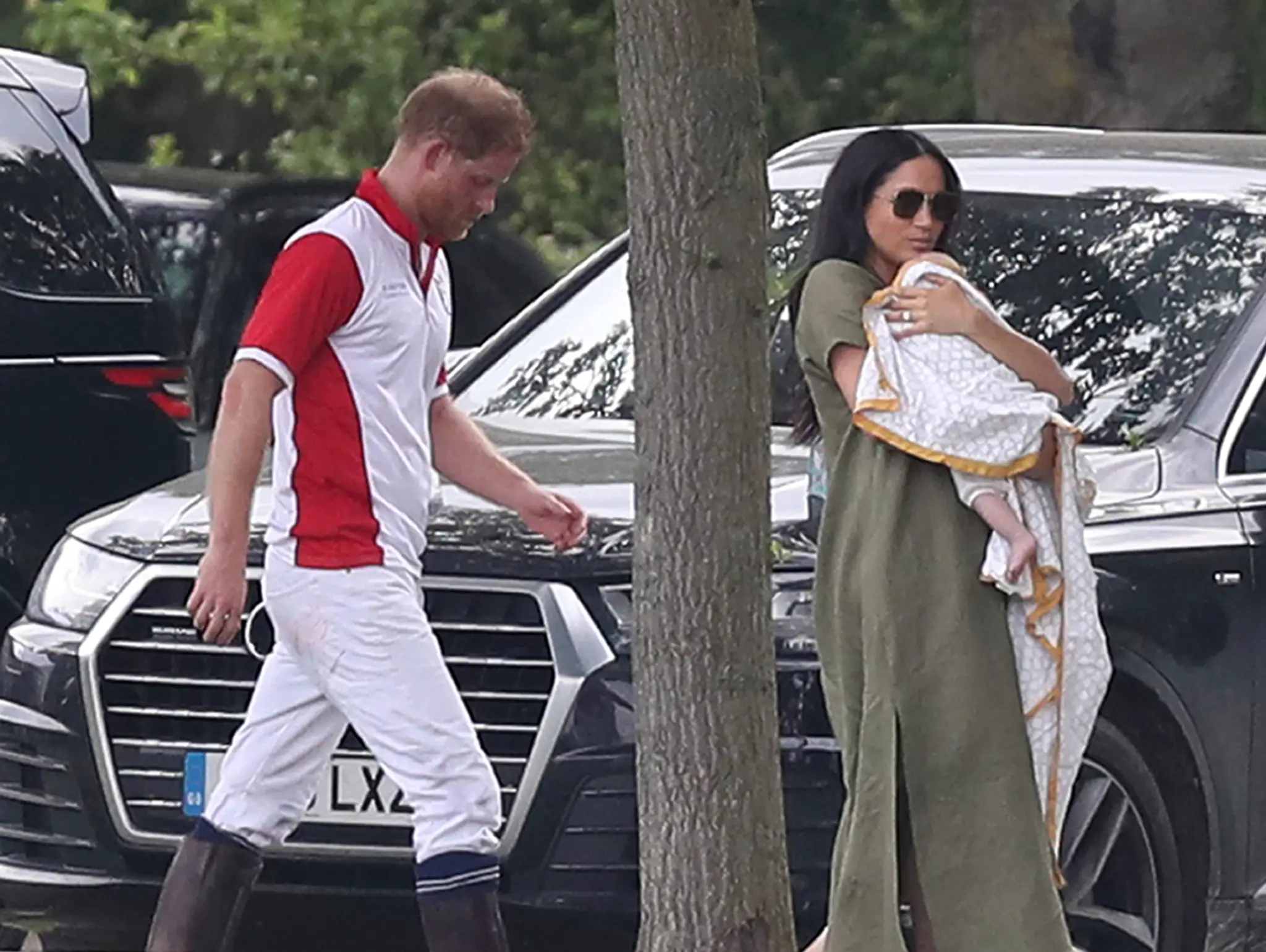 Meghan so synom Archiem prvýkrát na verejnsoti. 
