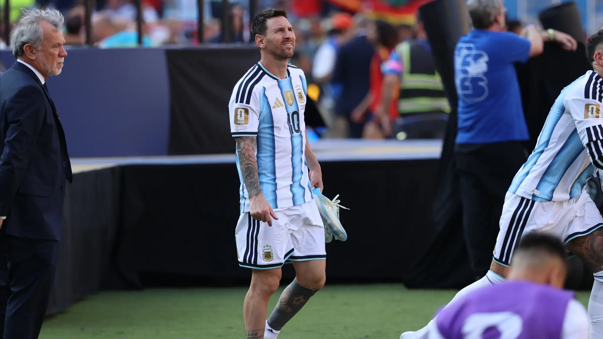 Sklamaný Lionel Messi.